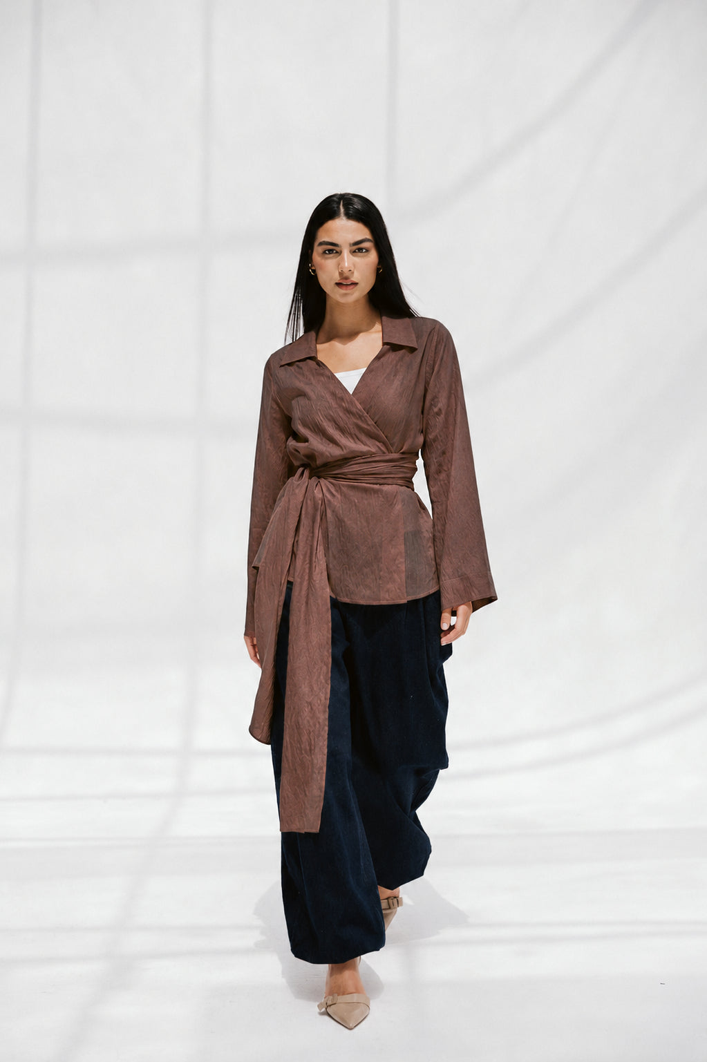 Soft Silhouette blouse in Brown