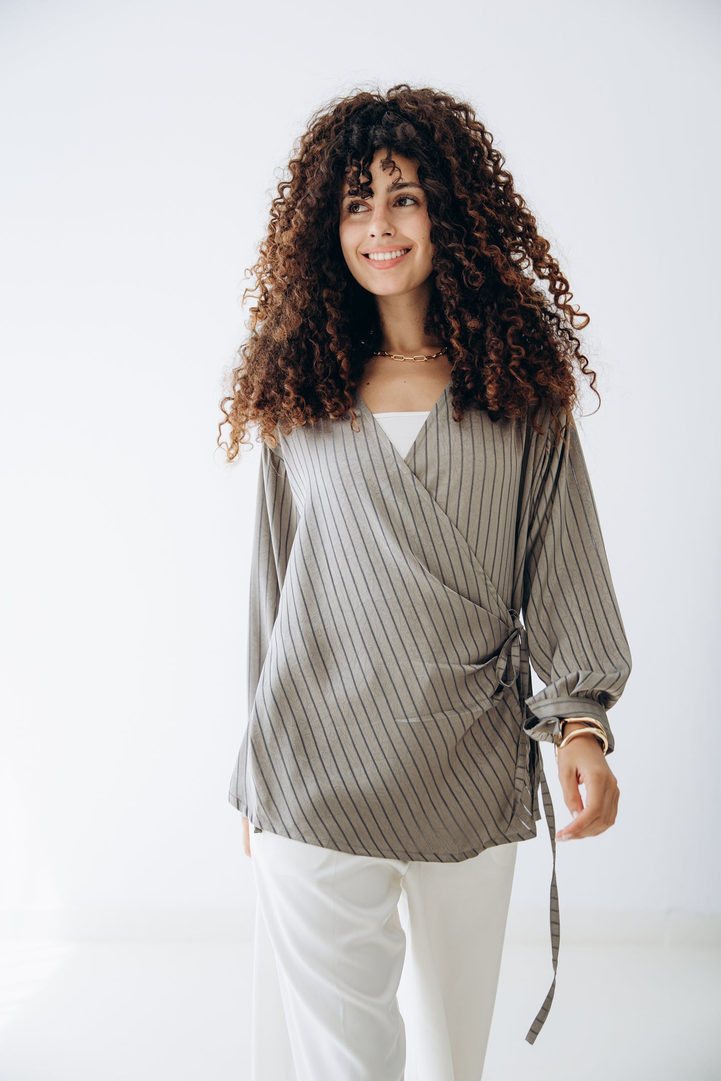 Glow Pleat Blouse in Stone