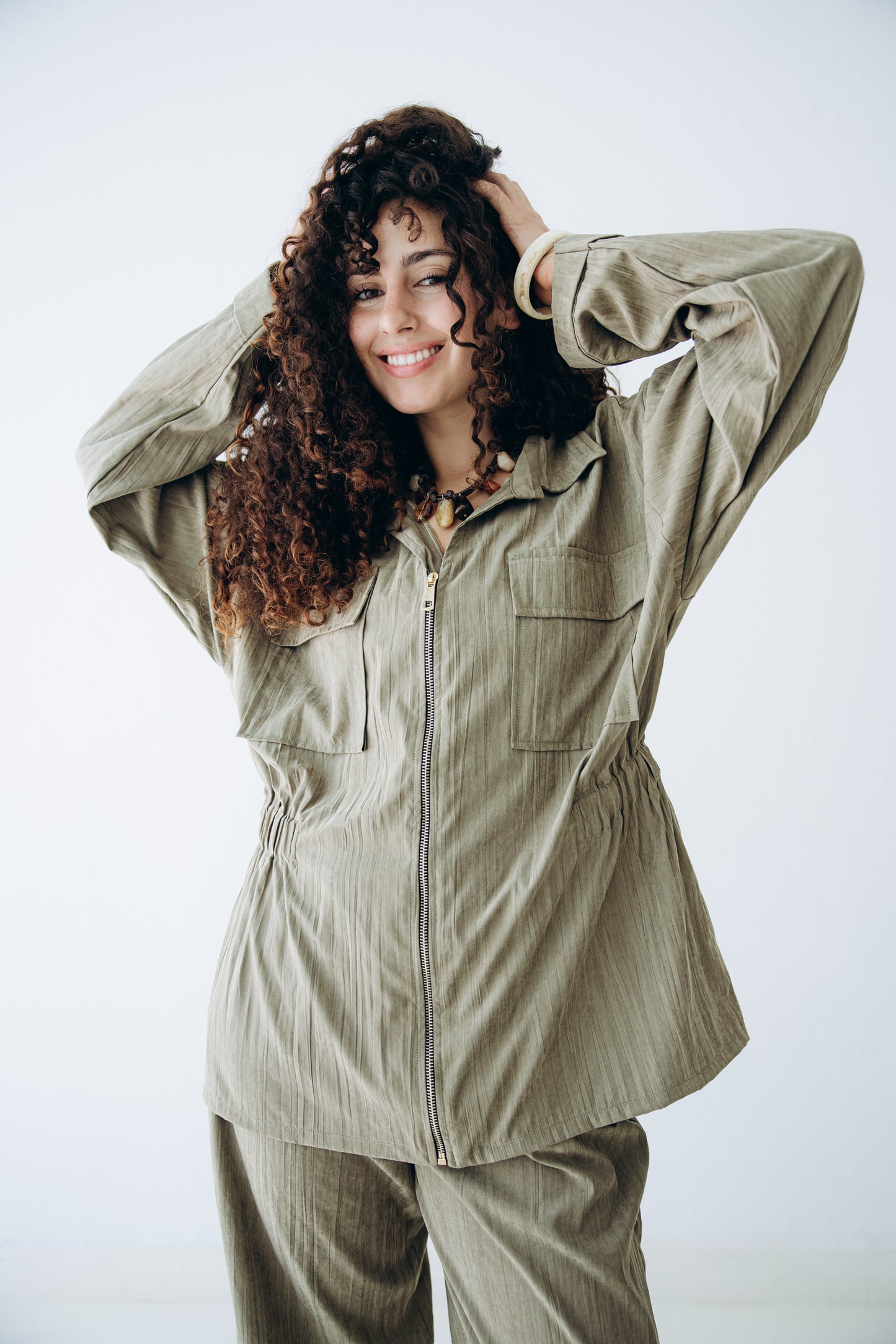 Ease Set in Olive