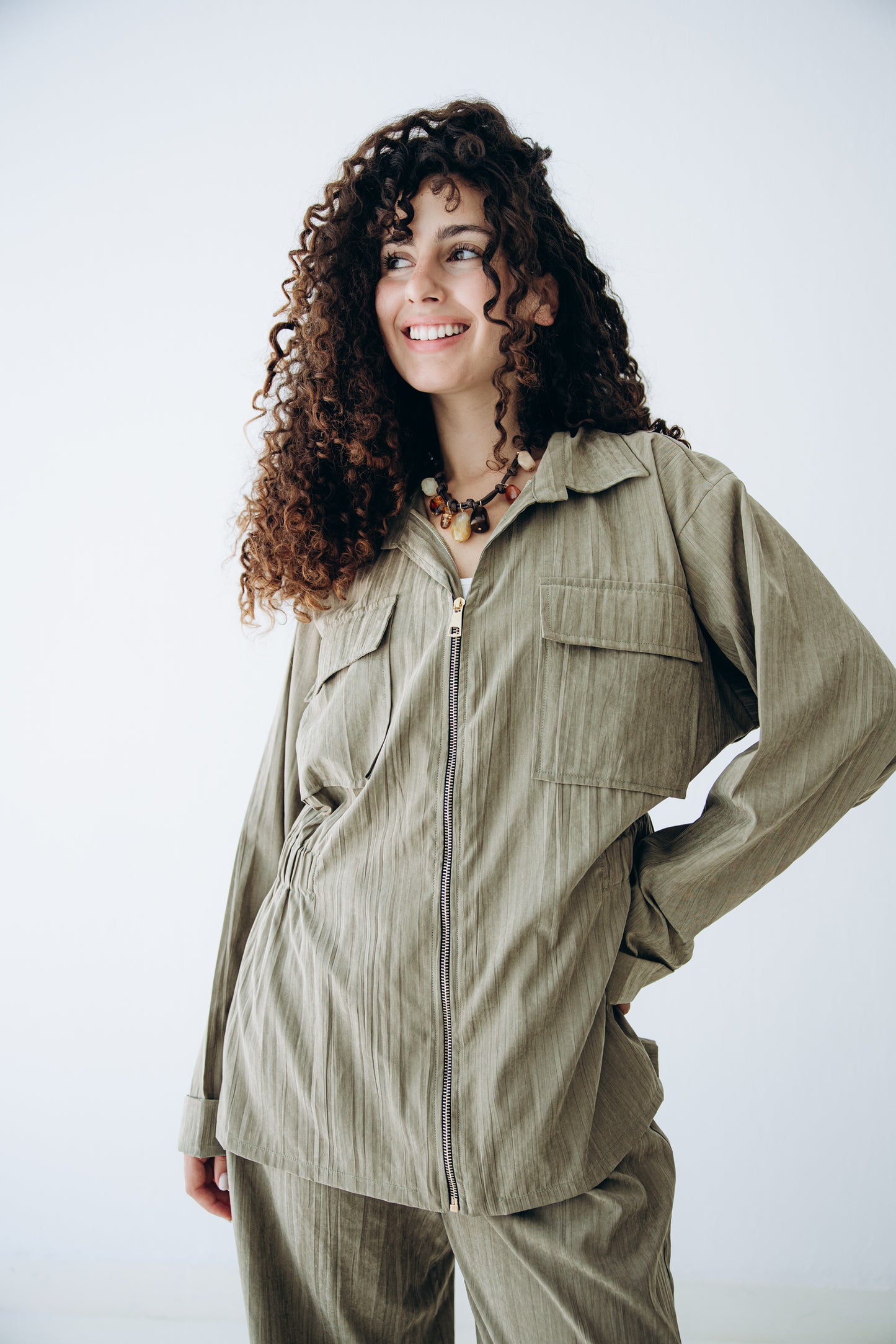 Ease Set in Olive
