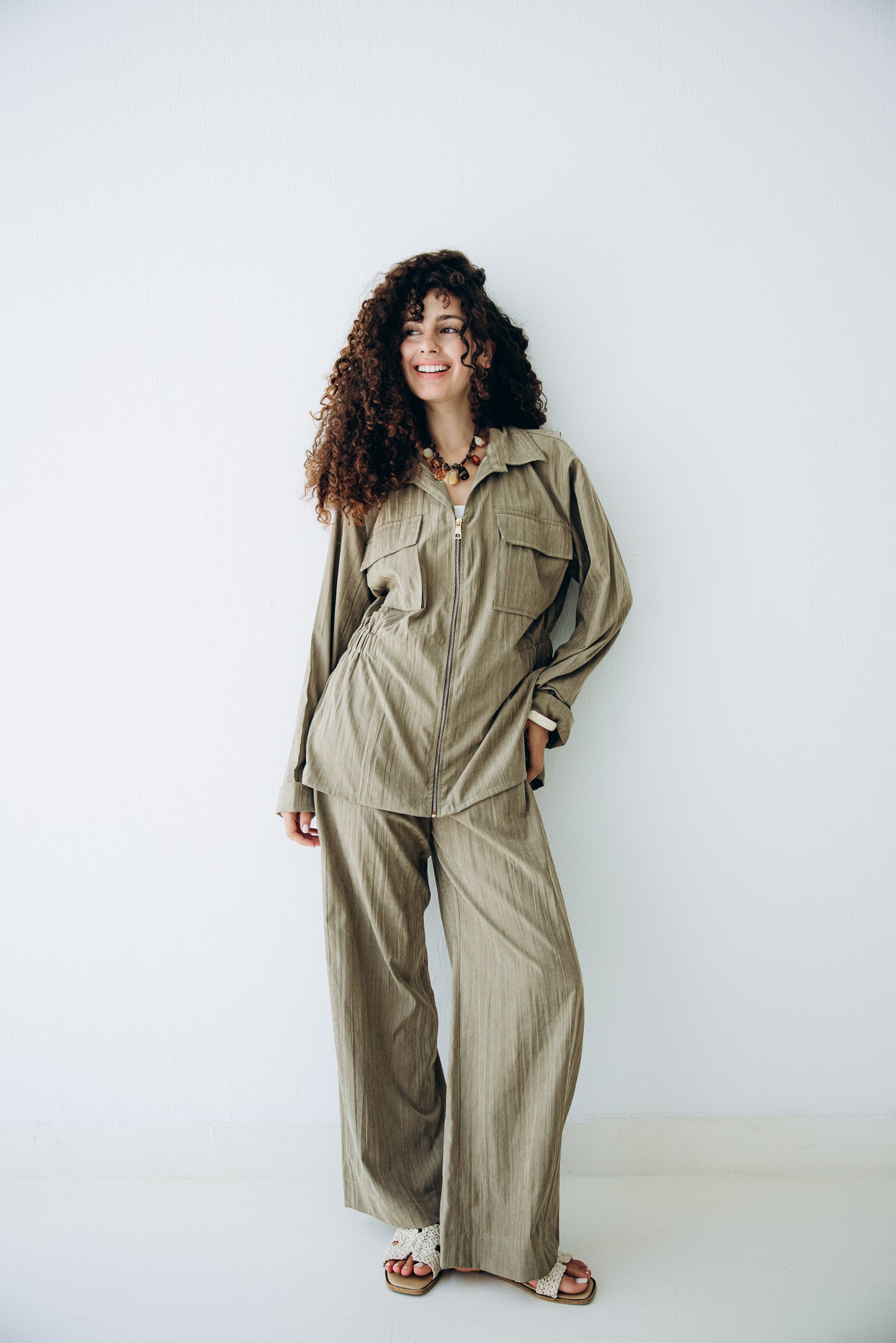 Ease Set in Olive