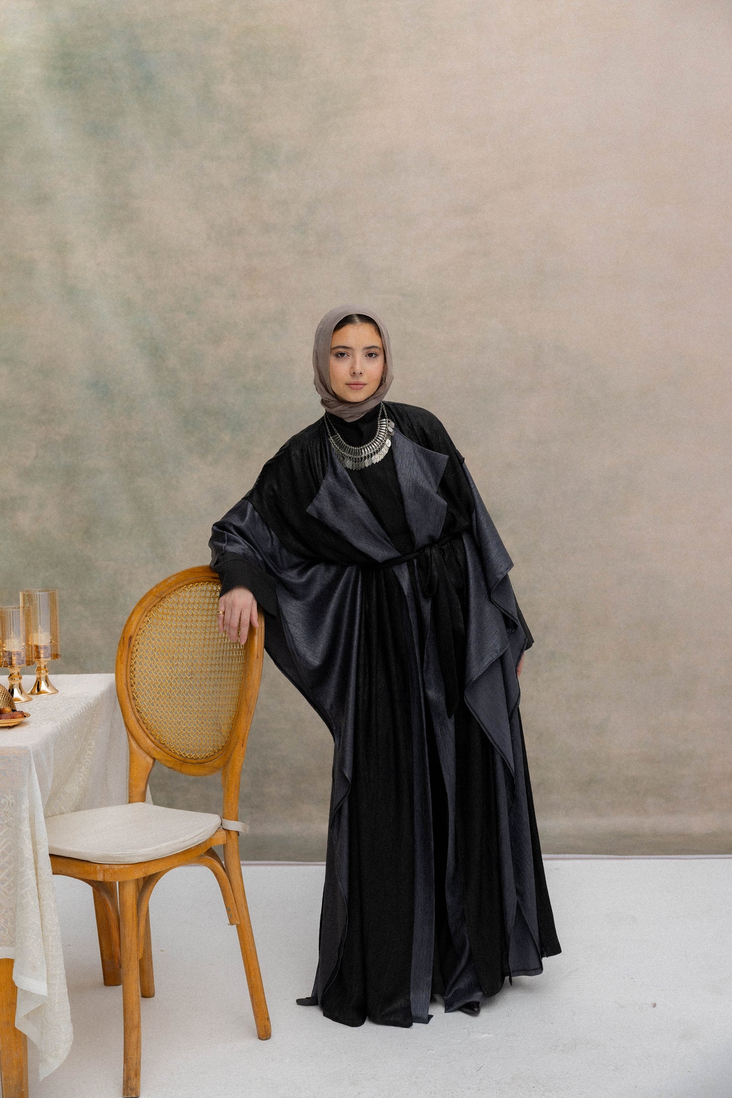Majlis Kaftan in Black