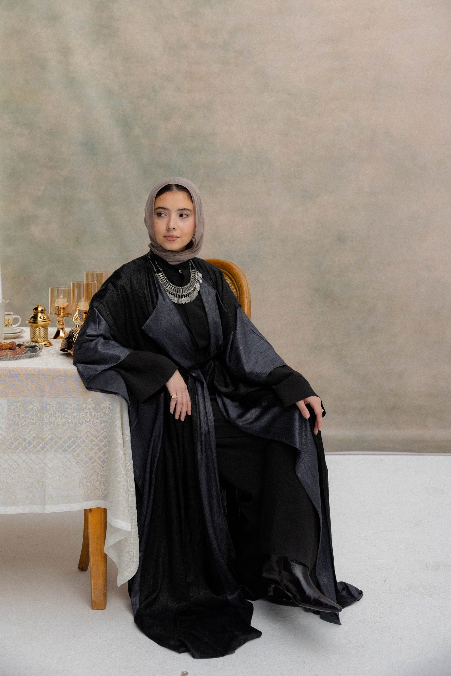 Majlis Kaftan in Black