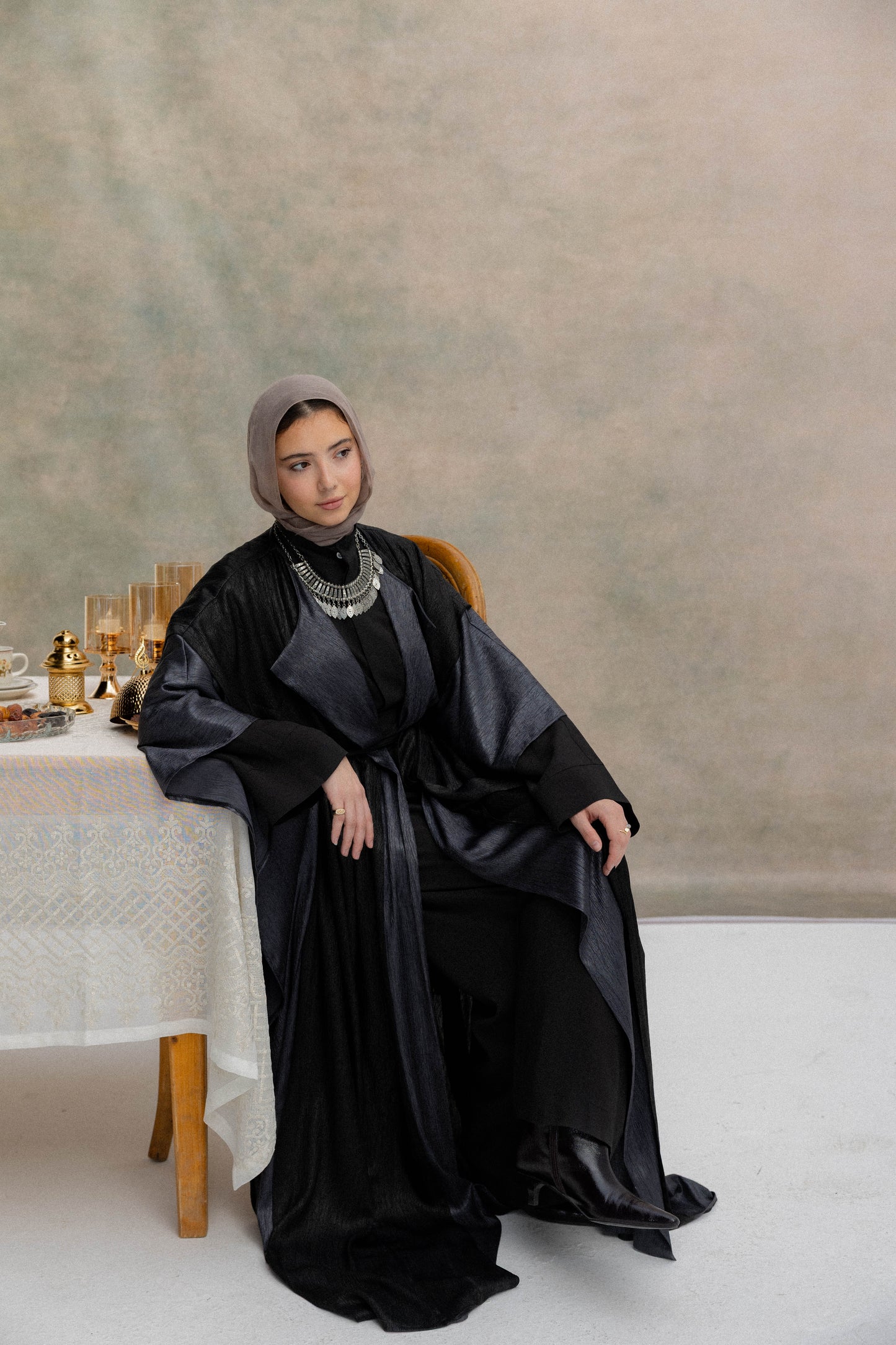 Majlis Kaftan in Black