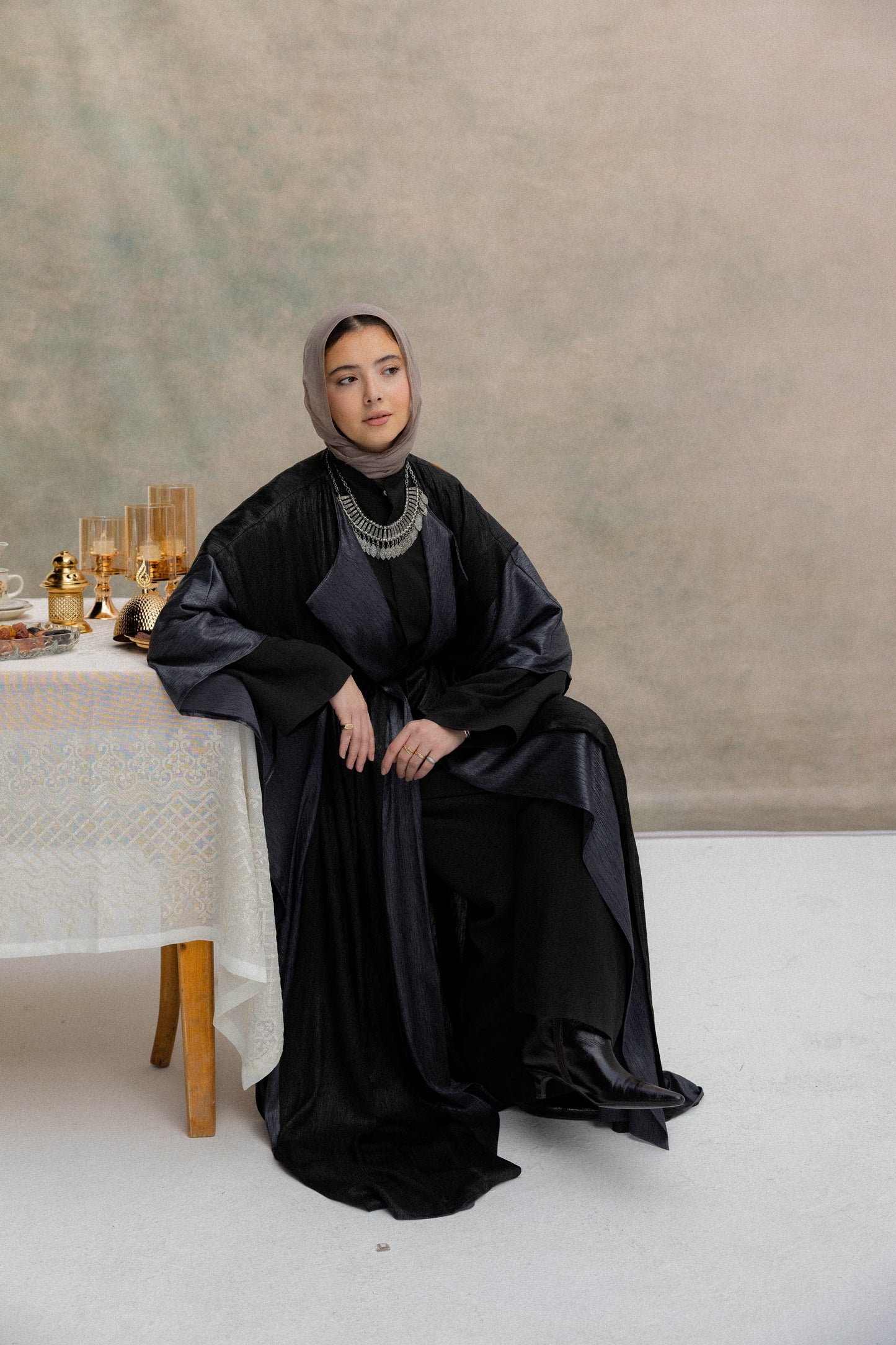 Majlis Kaftan in Black