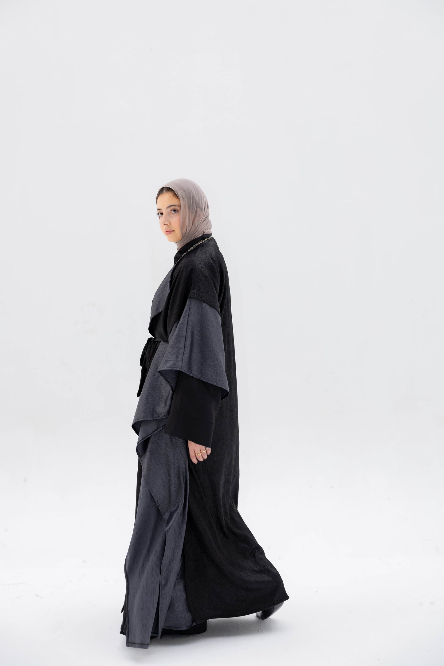 Majlis Kaftan in Black