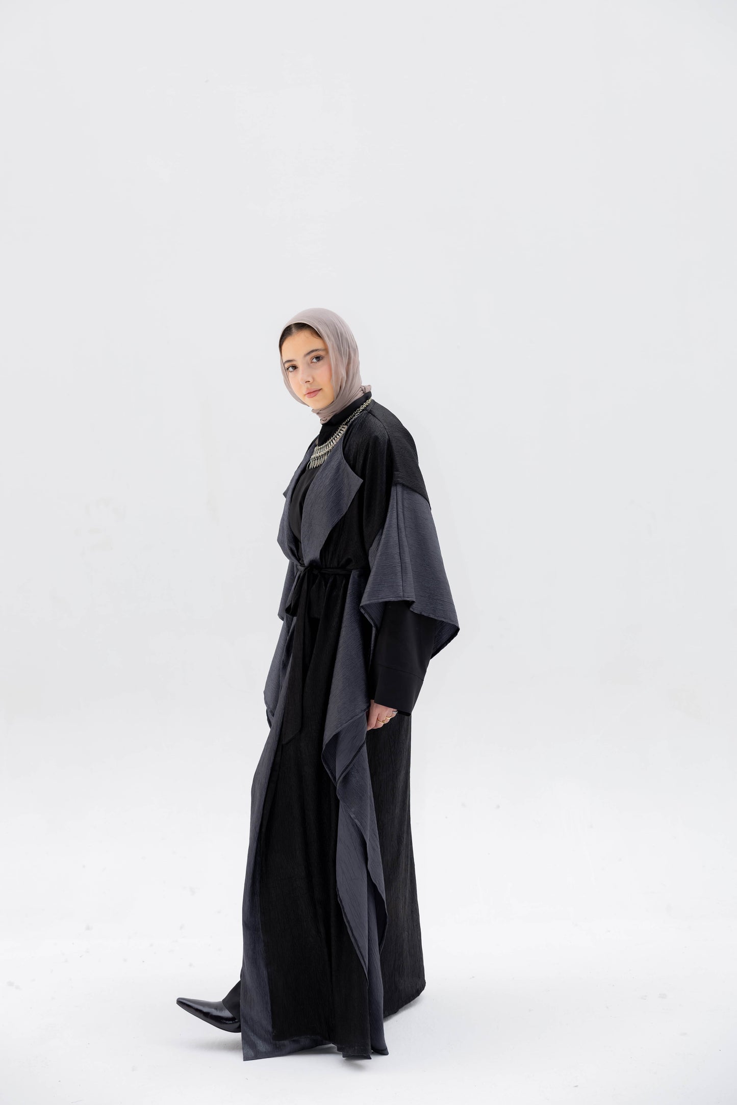 Majlis Kaftan in Black