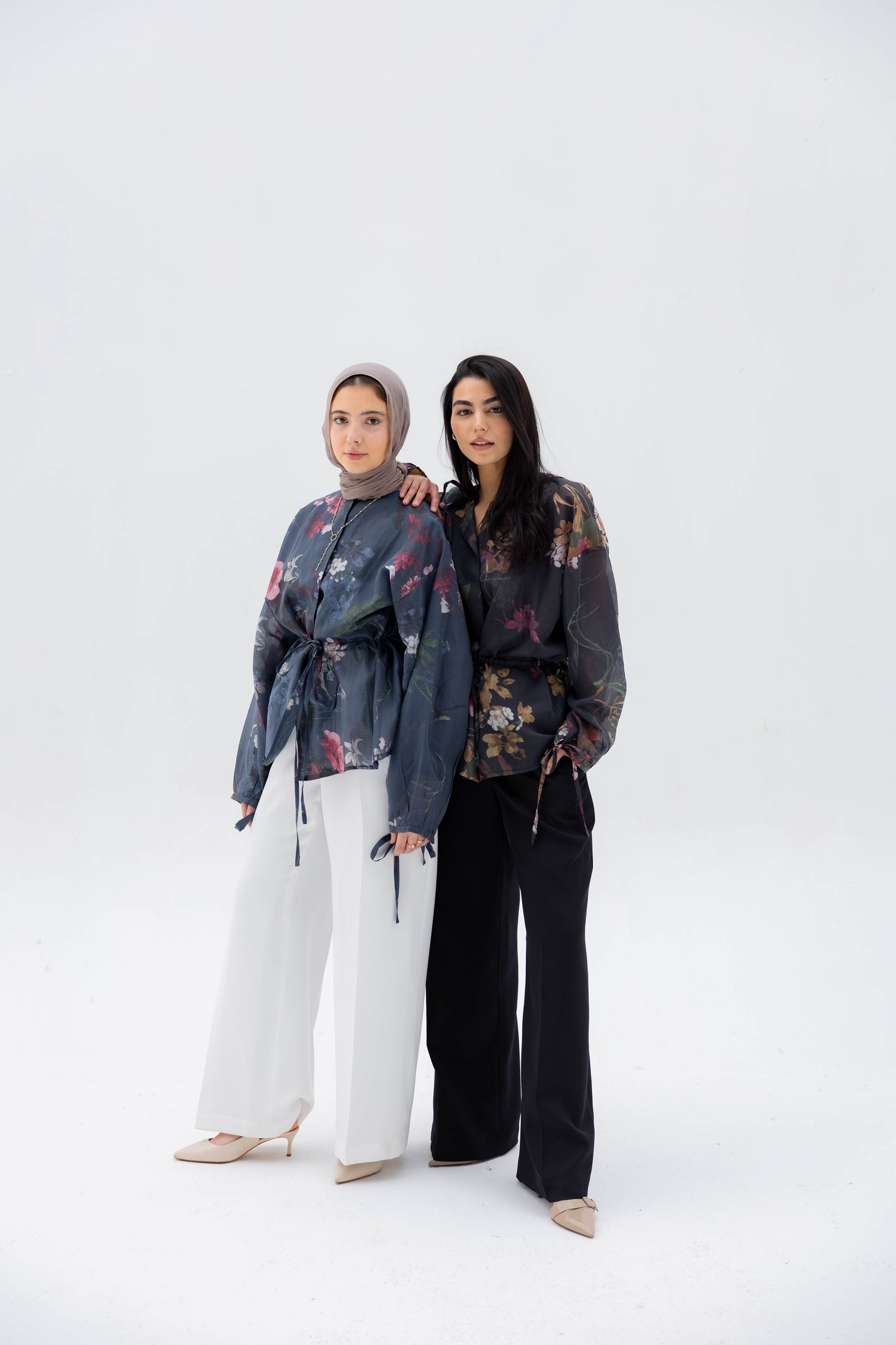 Floré Blouse in Midnight Navy