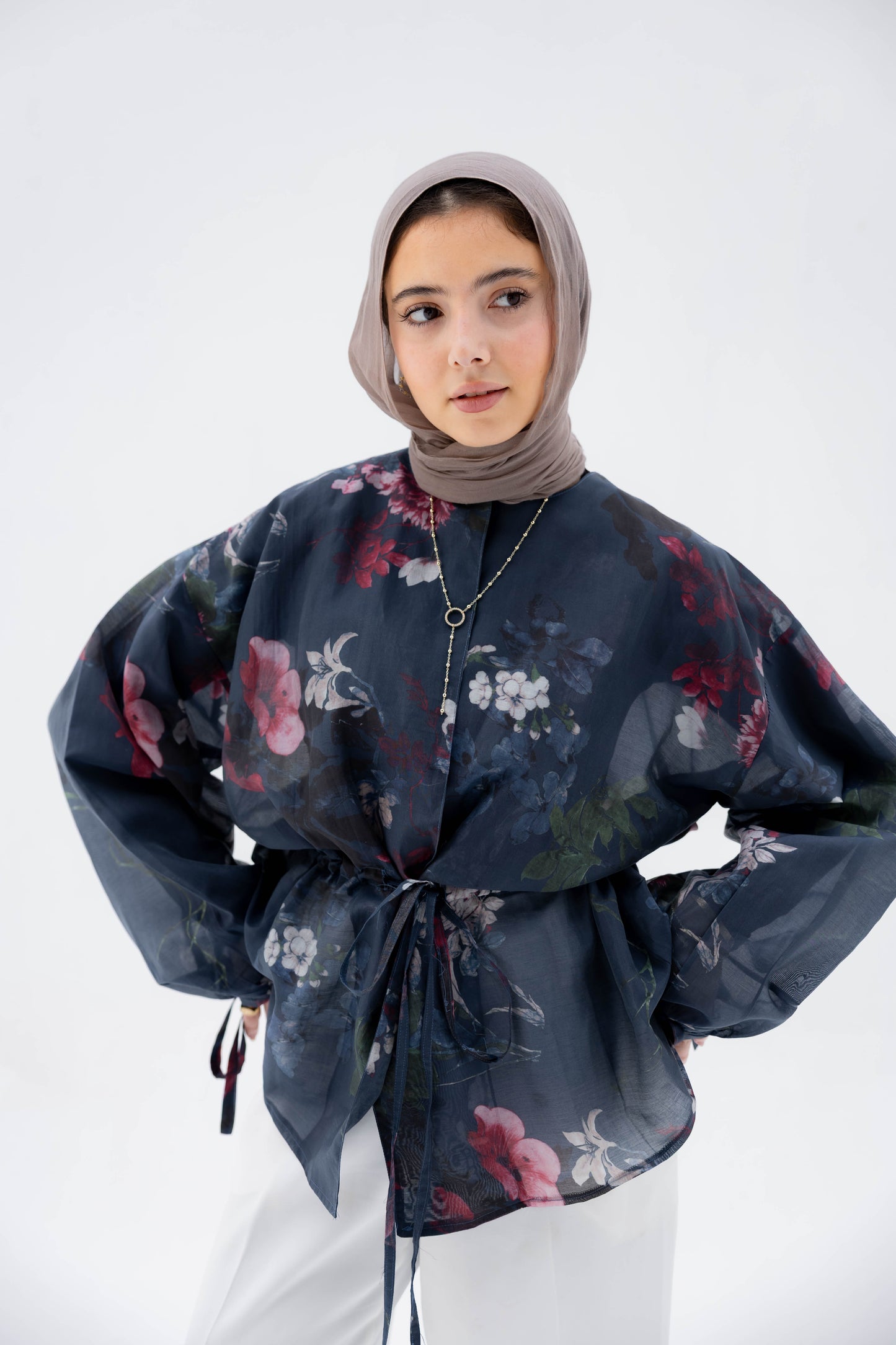 Floré Blouse in Midnight Navy