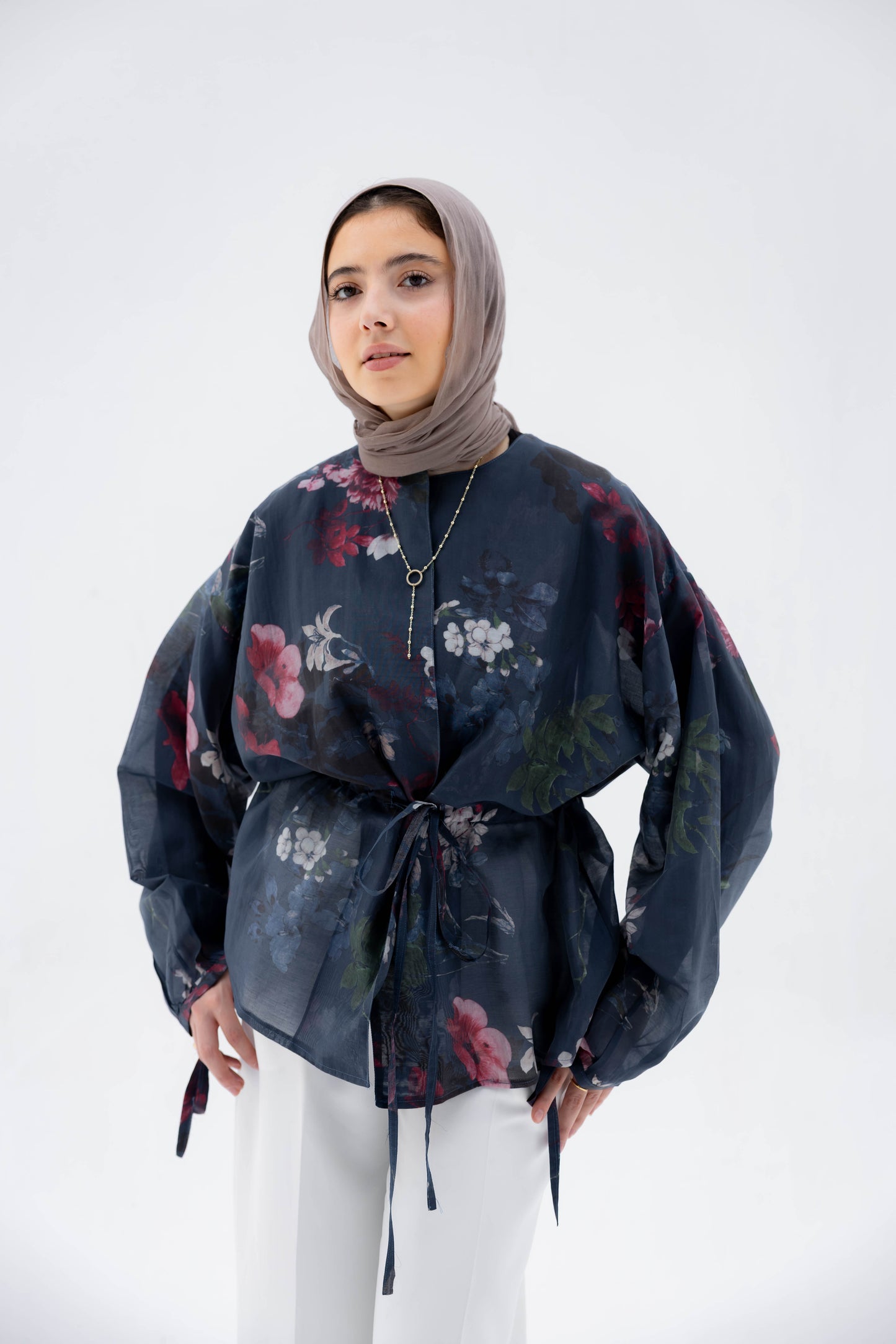 Floré Blouse in Midnight Navy