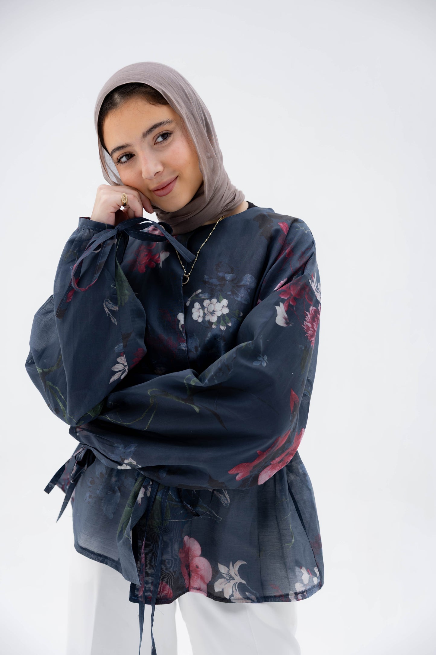 Floré Blouse in Midnight Navy