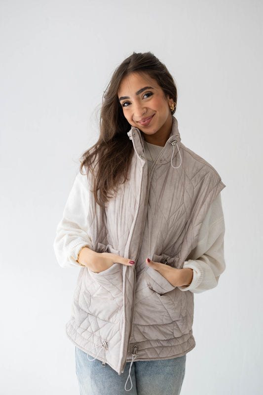 Storm Puff Vest in Sand