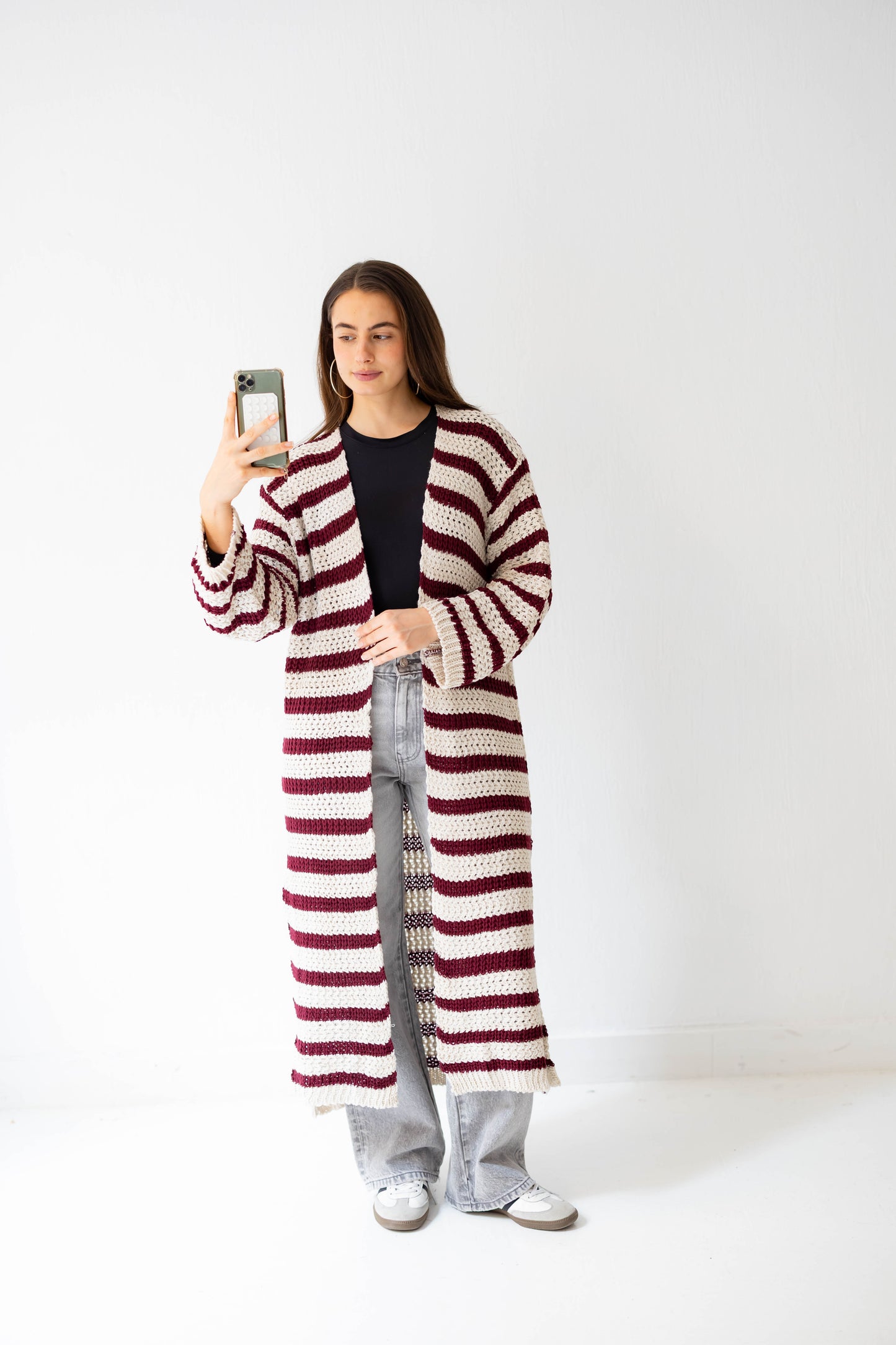 Wave Line Cardigan in Berry