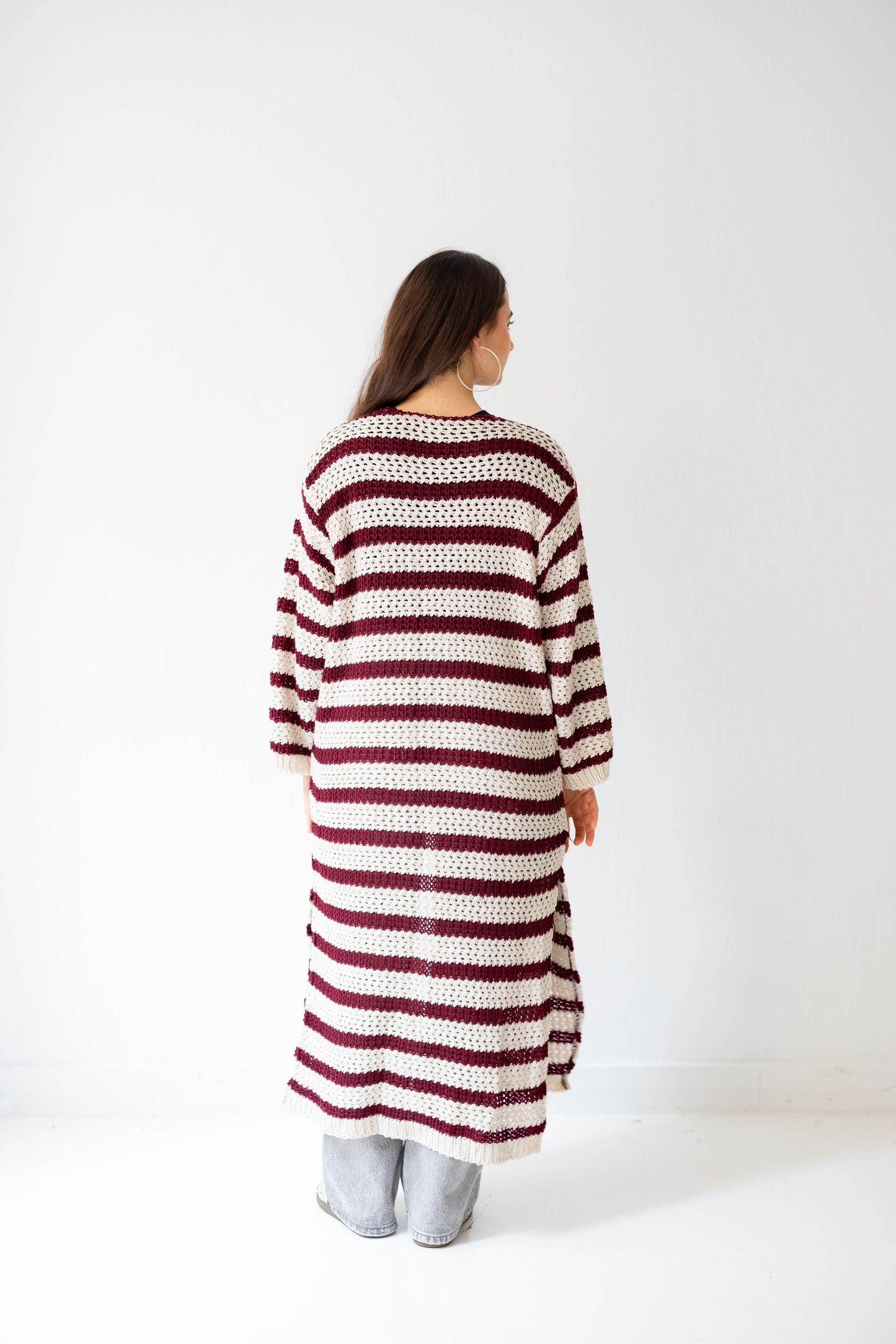 Wave Line Cardigan in Berry