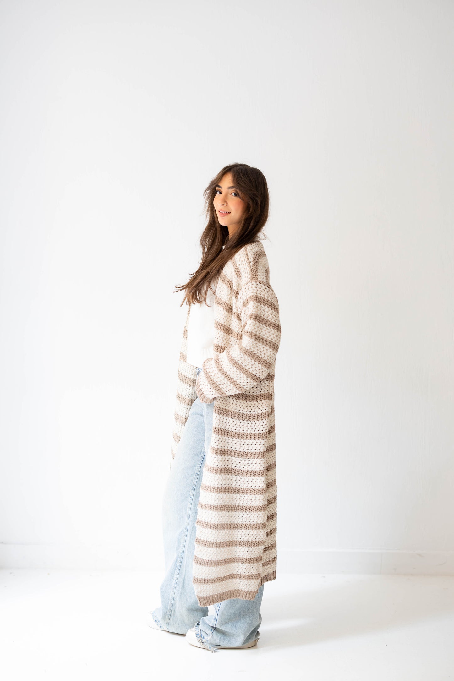 Wave Line Cardigan in Beige