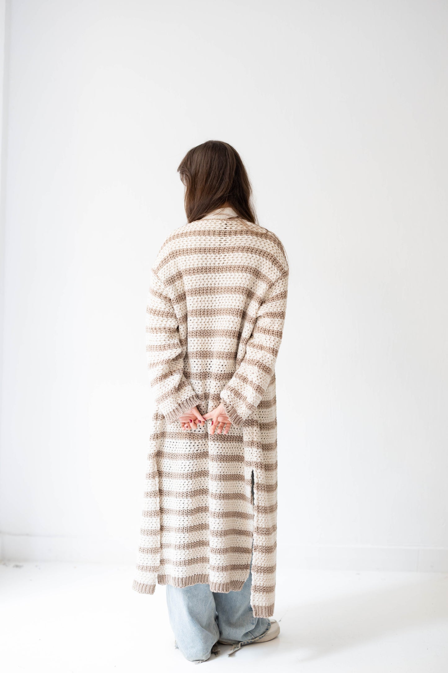 Wave Line Cardigan in Beige