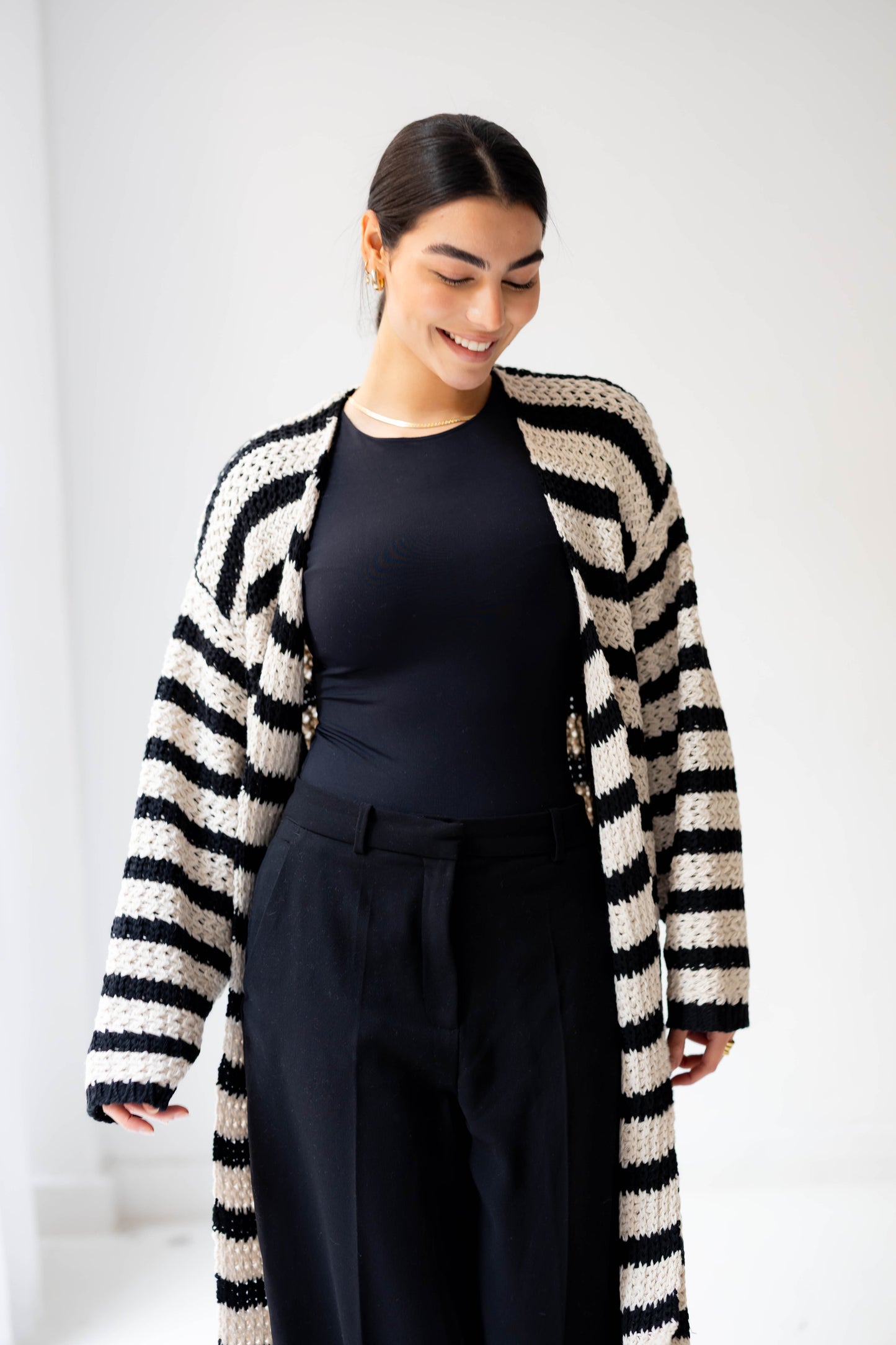 Wave Line Cardigan in Black