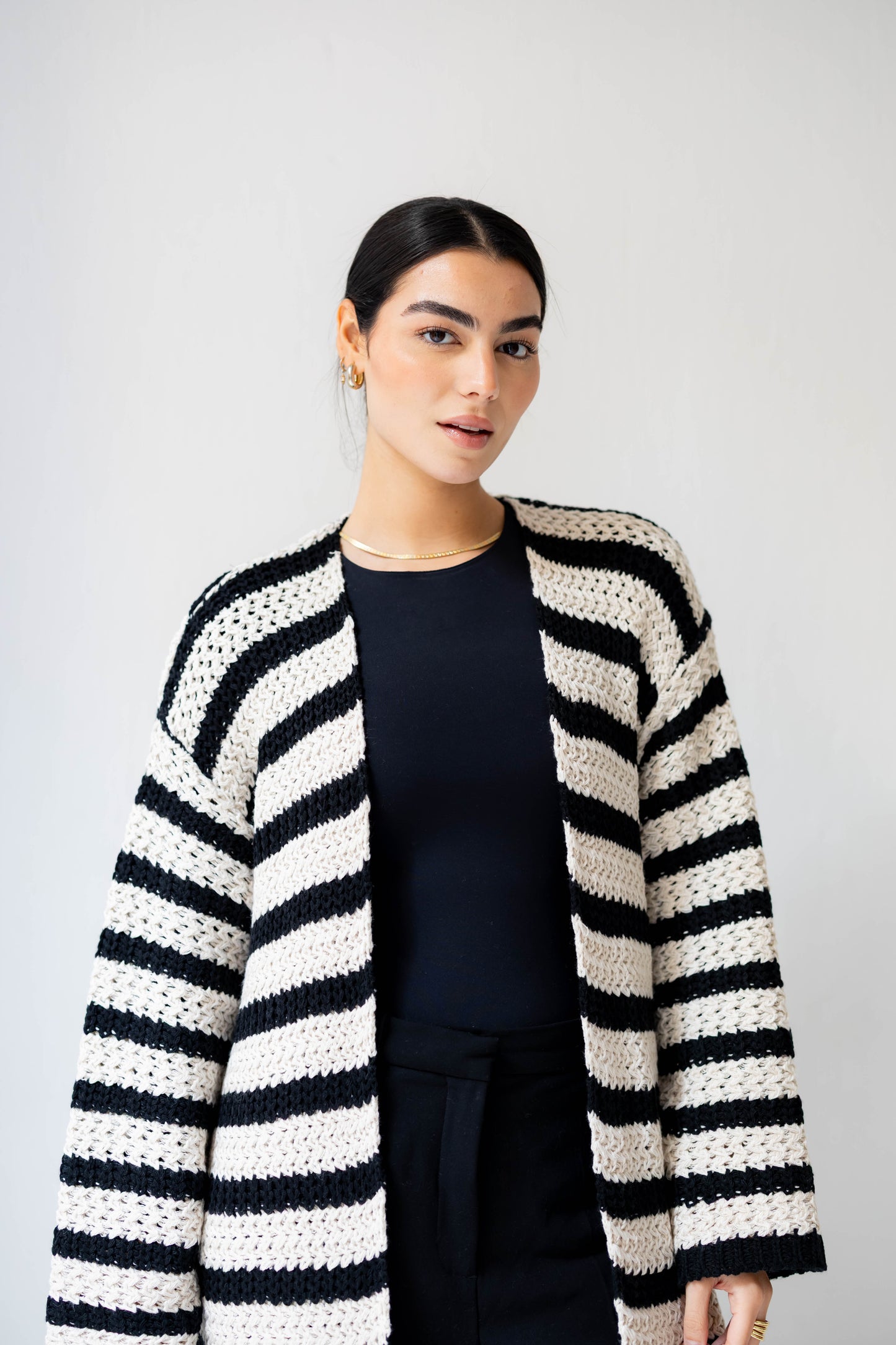Wave Line Cardigan in Black