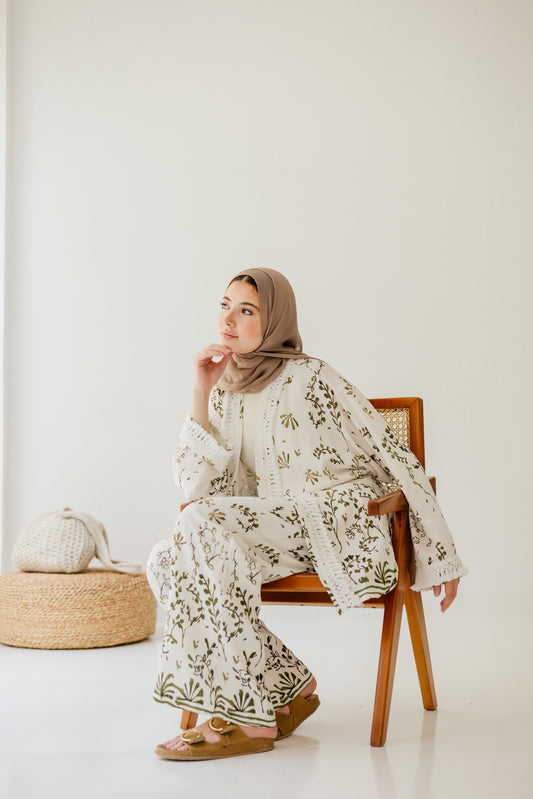 Garden Grace Set in Olive
