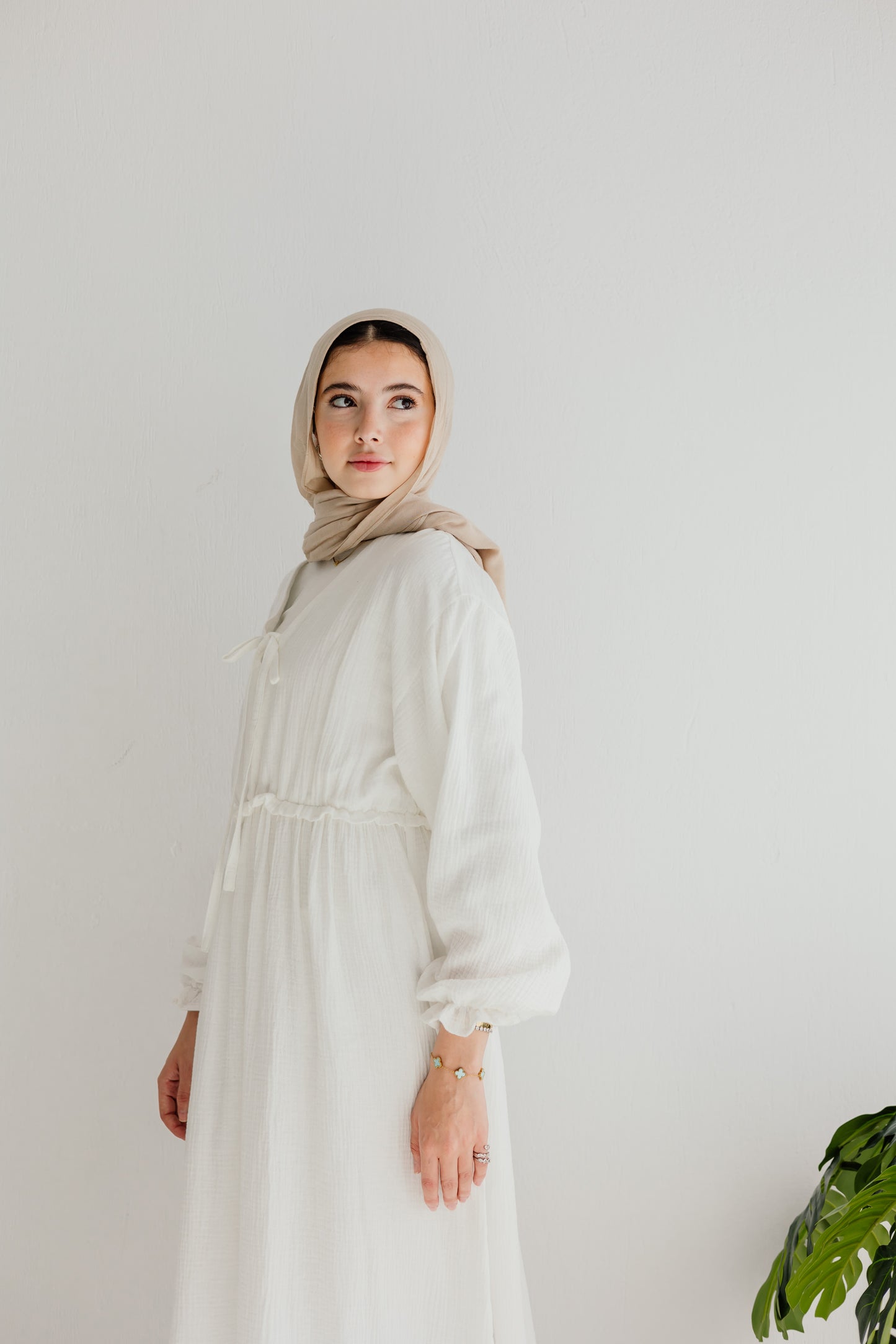 Lily Dress in White