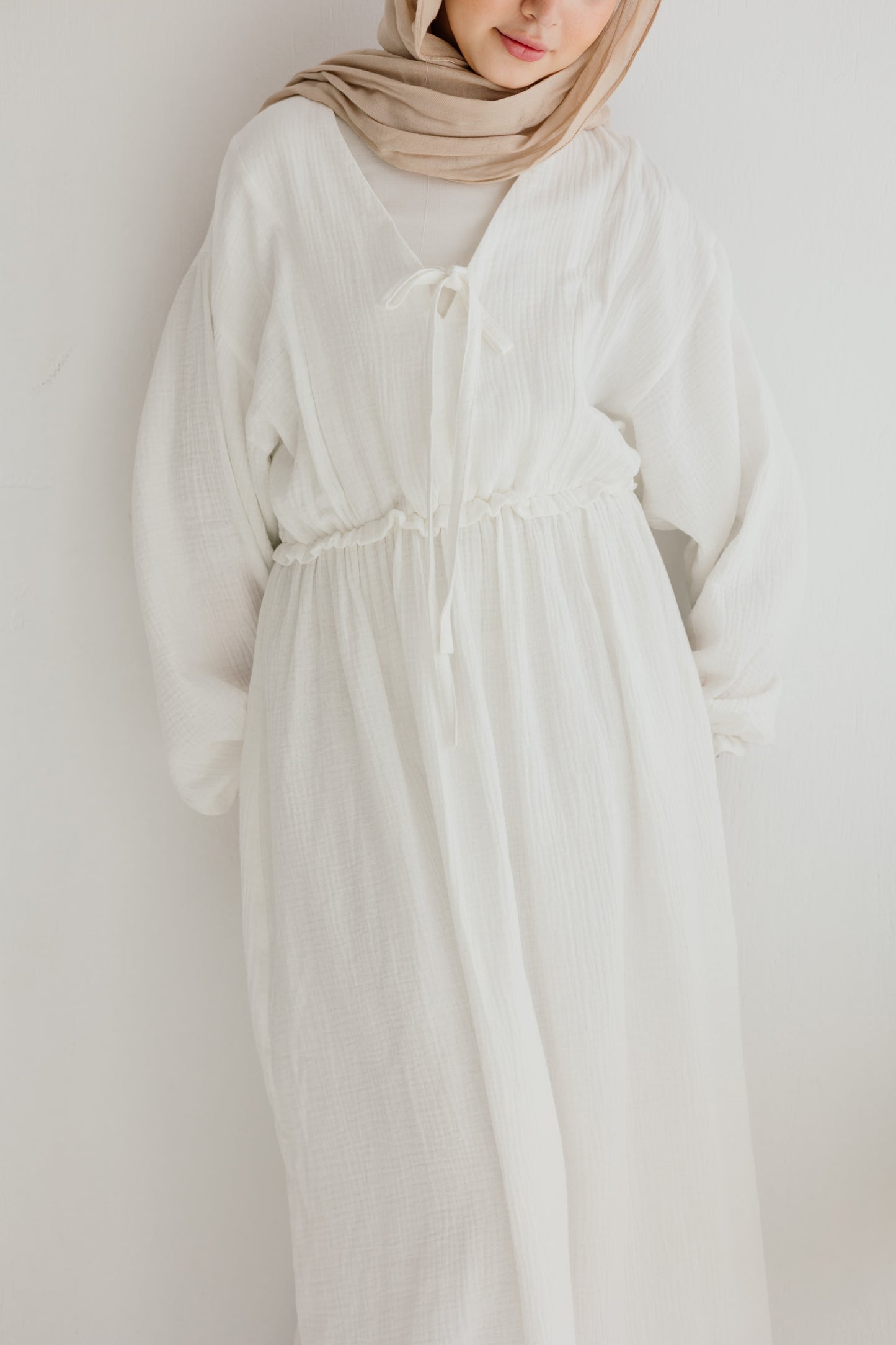 Lily Dress in White