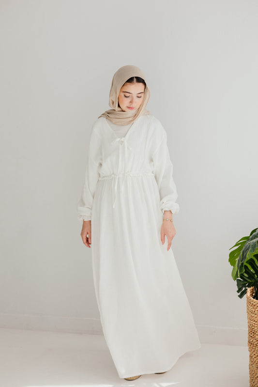 Lily Dress in White