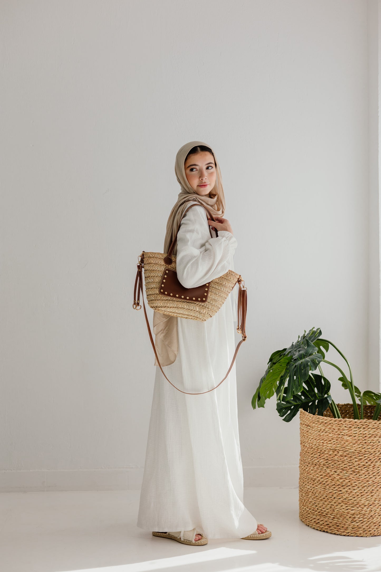 Lily Dress in White