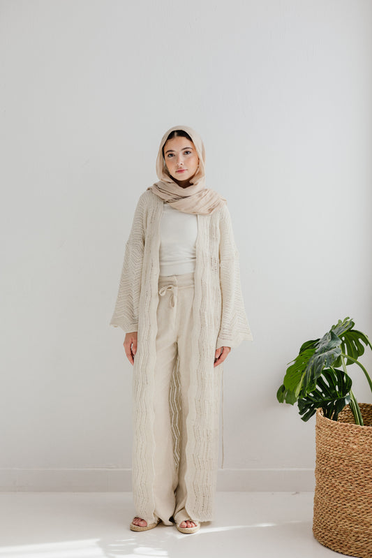 KnotWave Cardigan in Oat