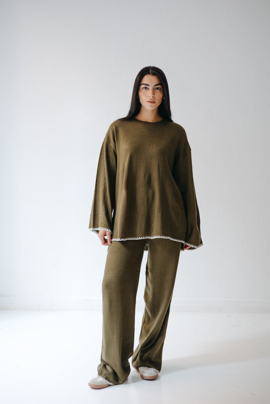 The Cozy Edge Set in Olive