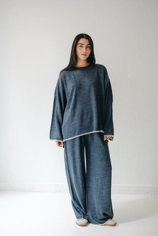 The Cozy Edge Set in Navy