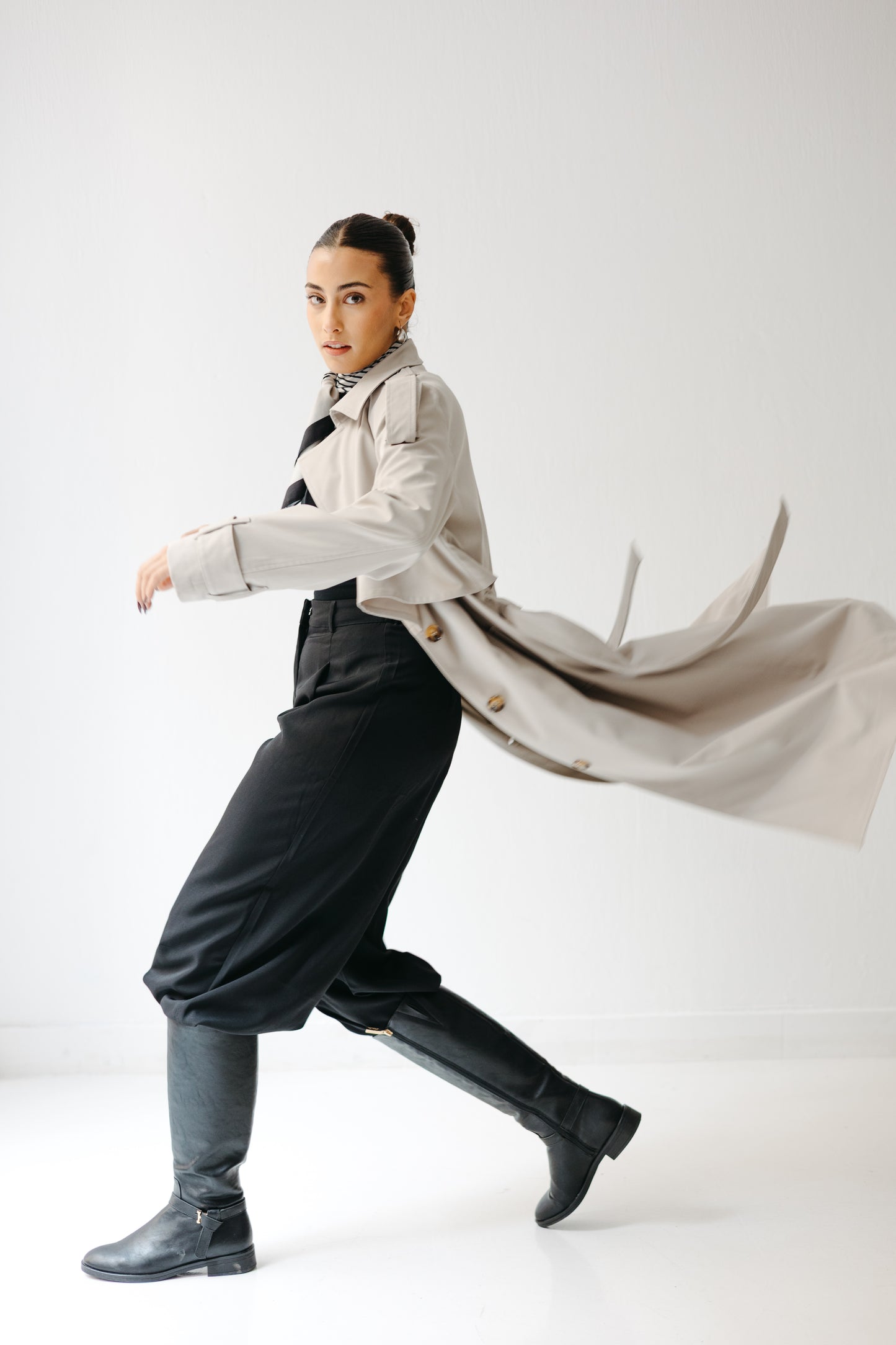 The Classic Edit Trench in Greige