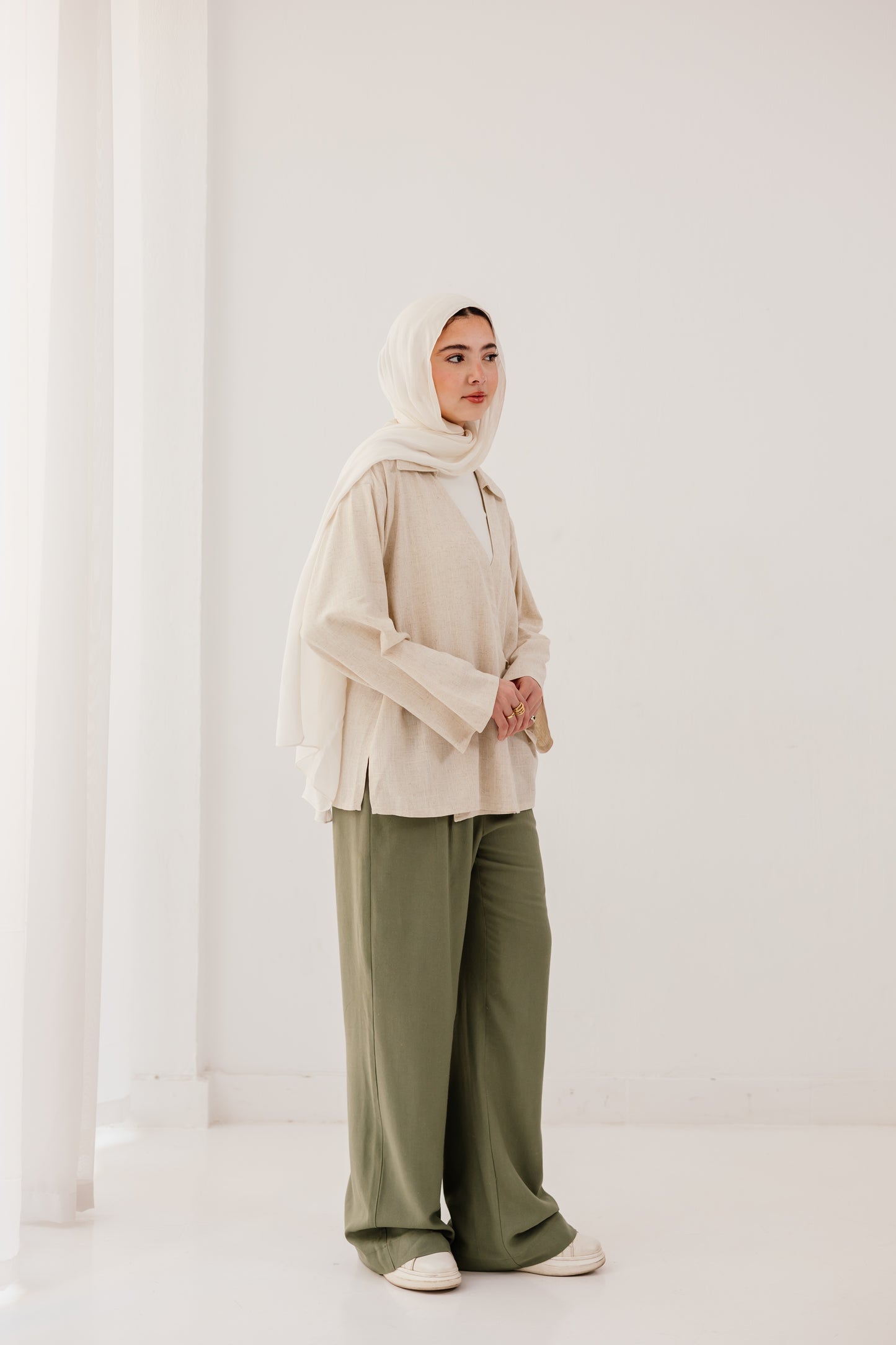Elara Blouse in Beige