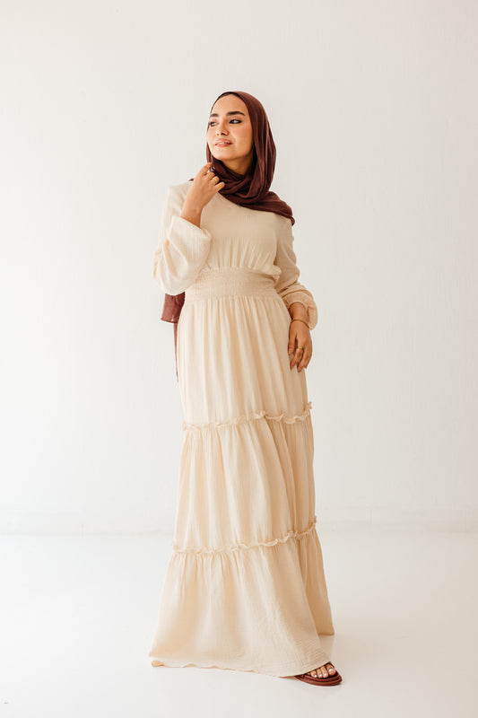 Coralia Dress in Vanilla