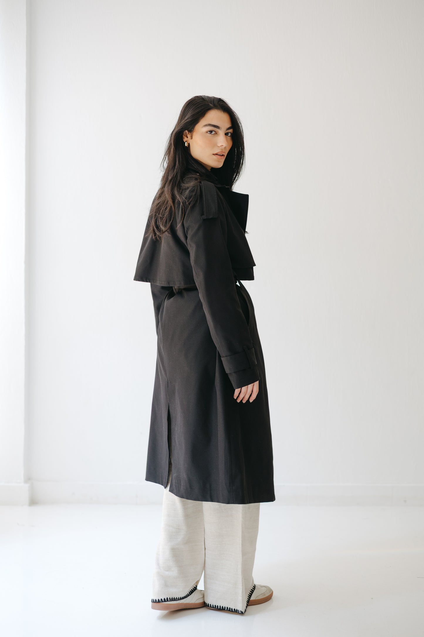 The Classic Edit Trench in Black