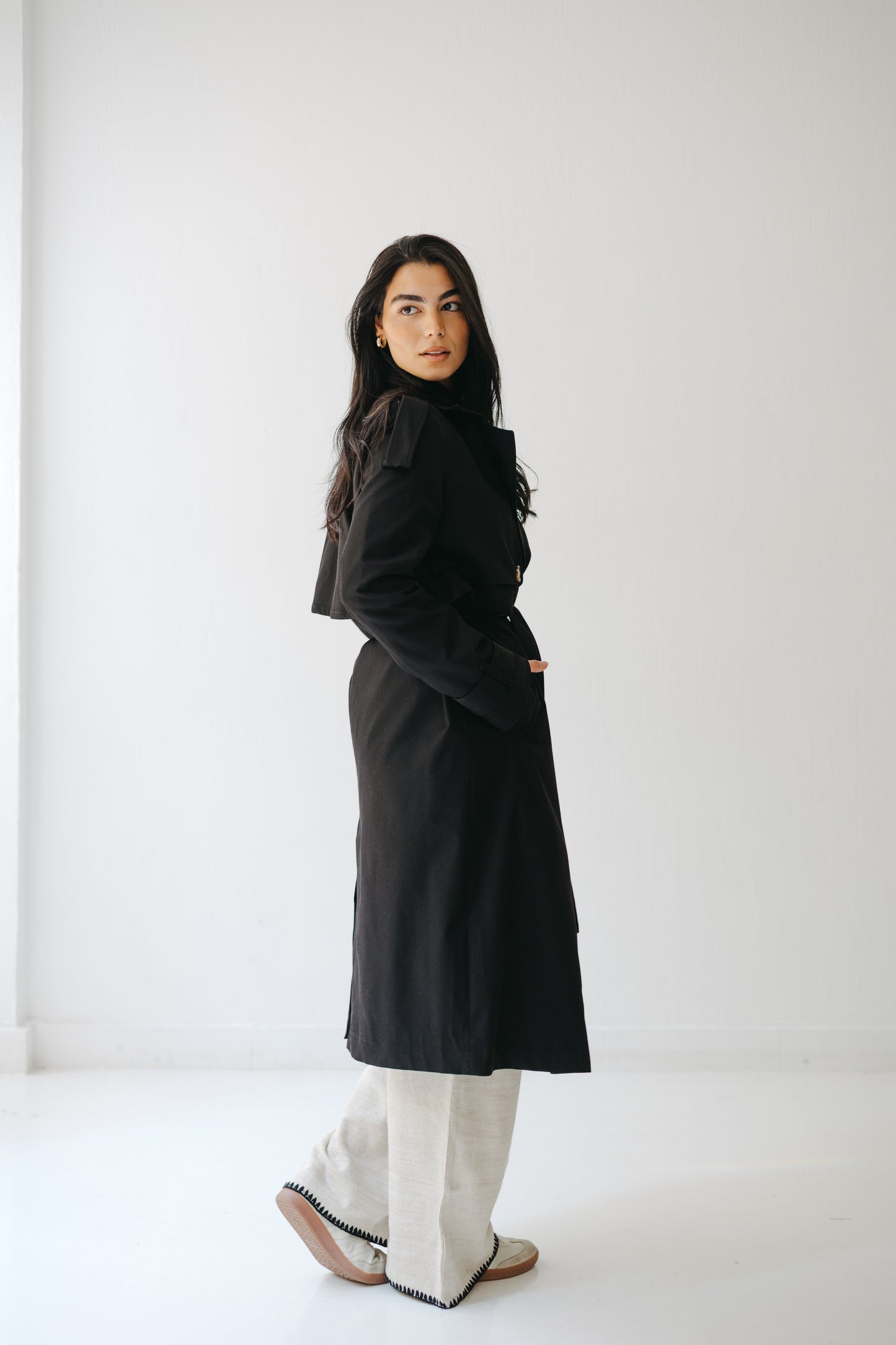 The Classic Edit Trench in Black
