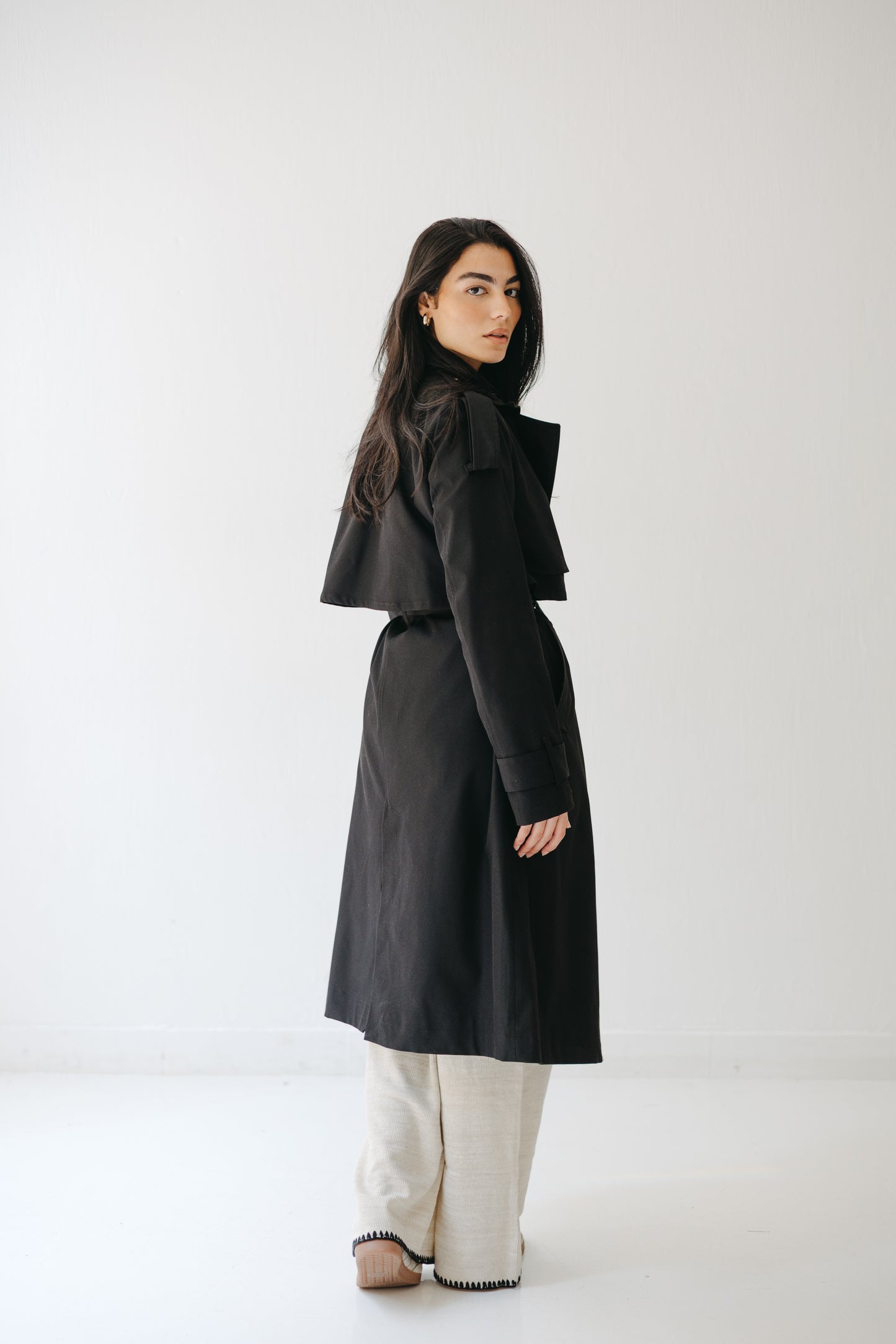 The Classic Edit Trench in Black