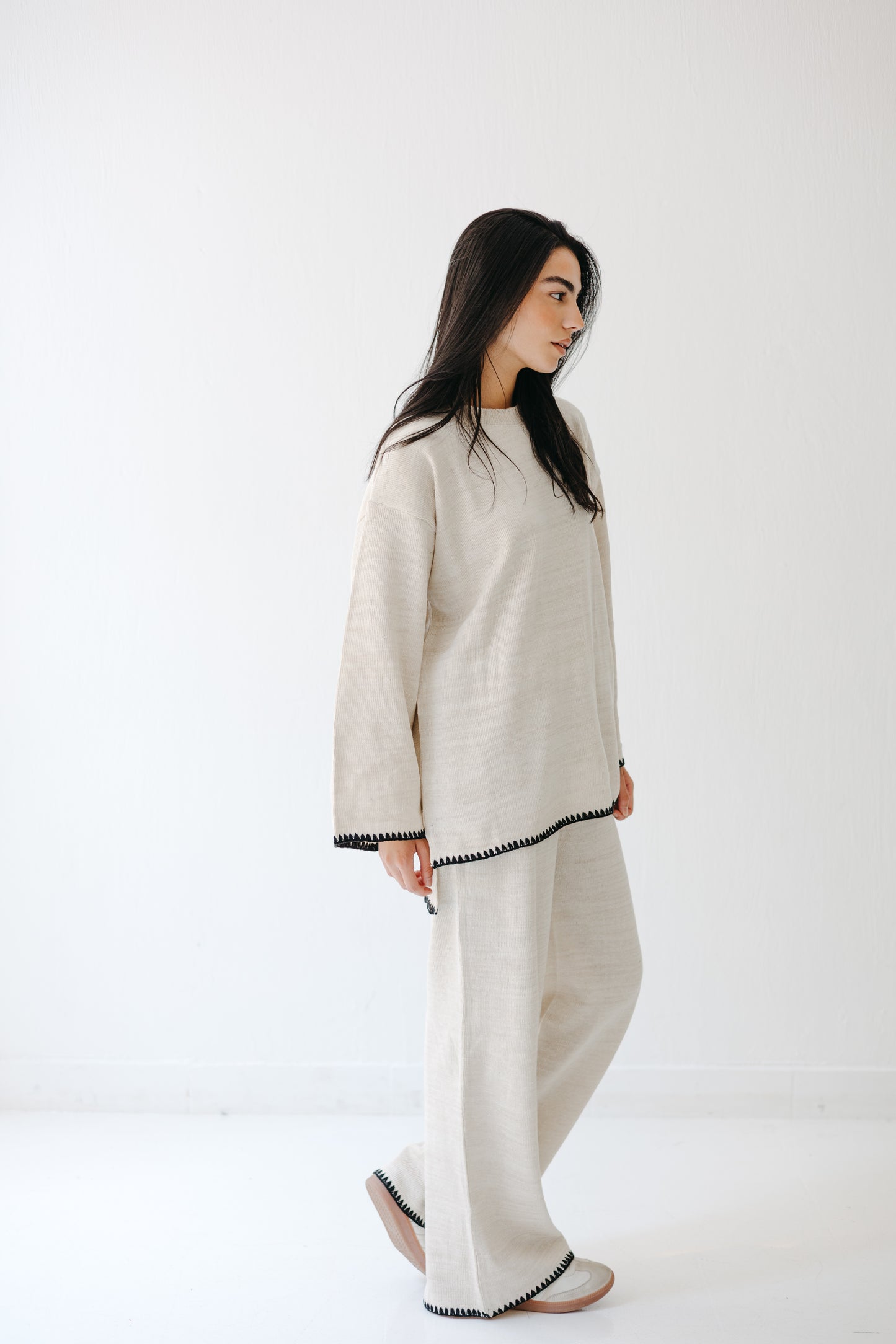 The Cozy Edge Set in Ivory