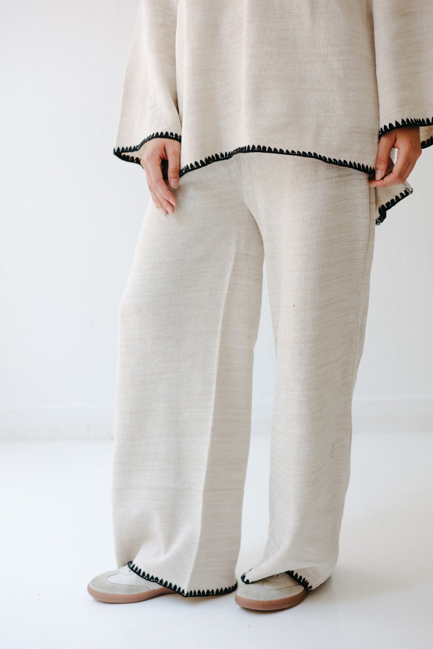 The Cozy Edge Set in Ivory