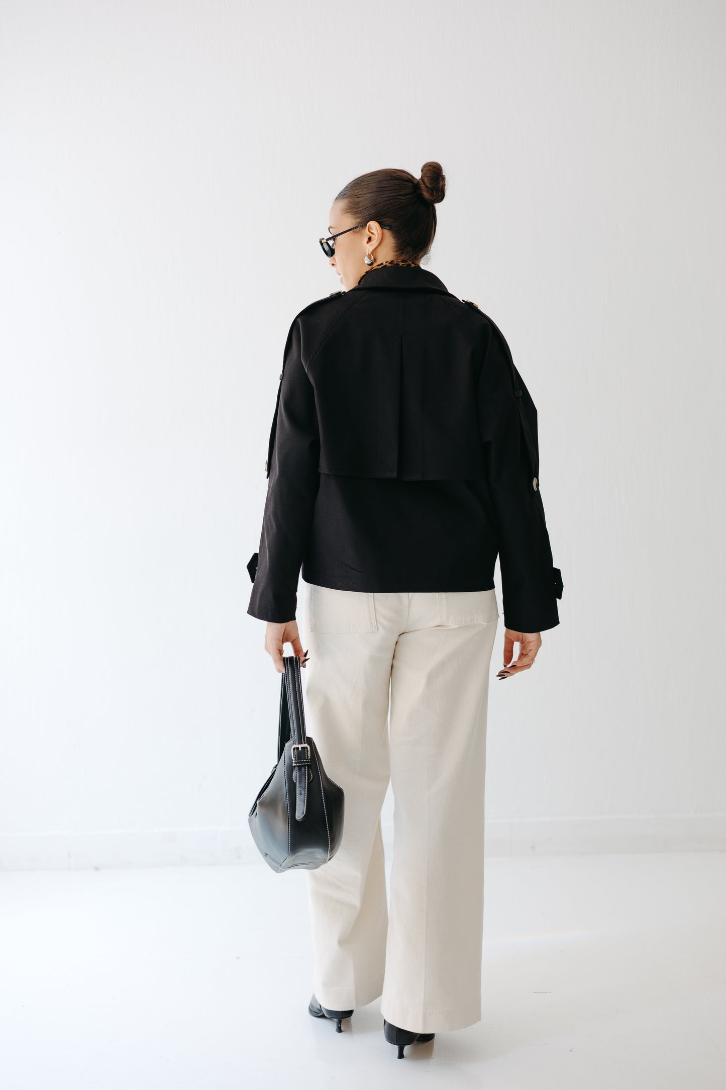 The Cropped Core Trench in Black