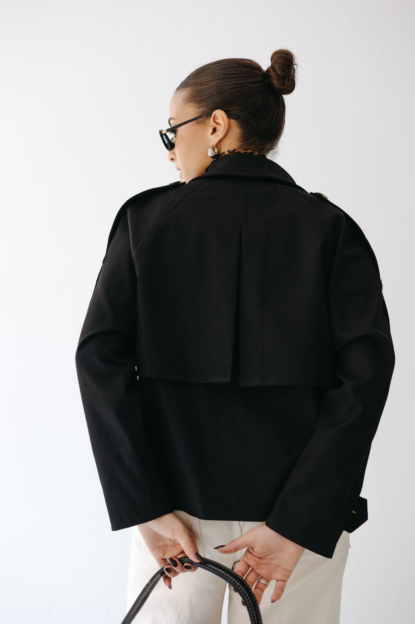 The Cropped Core Trench in Black
