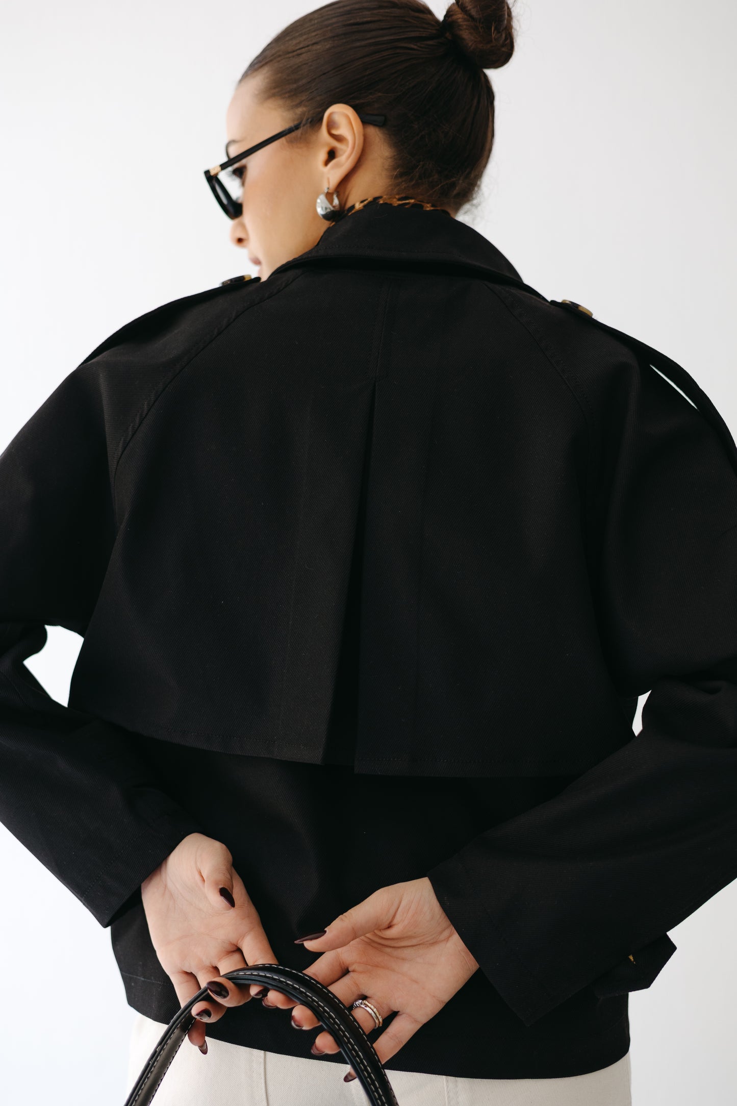 The Cropped Core Trench in Black