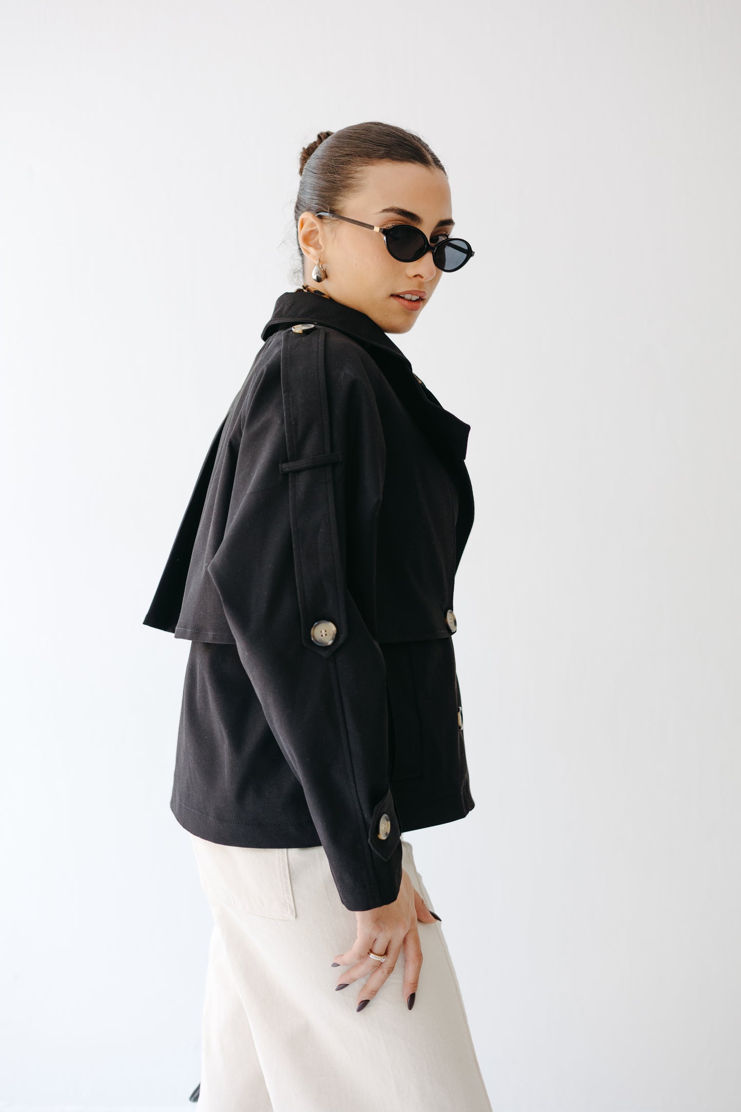 The Cropped Core Trench in Black
