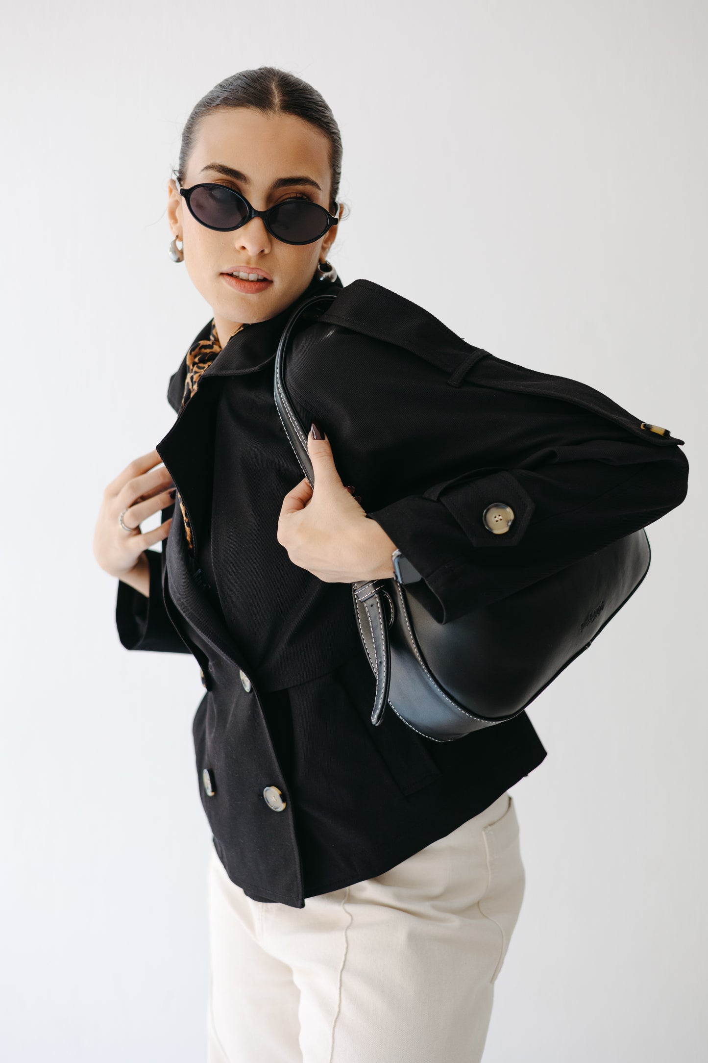 The Cropped Core Trench in Black