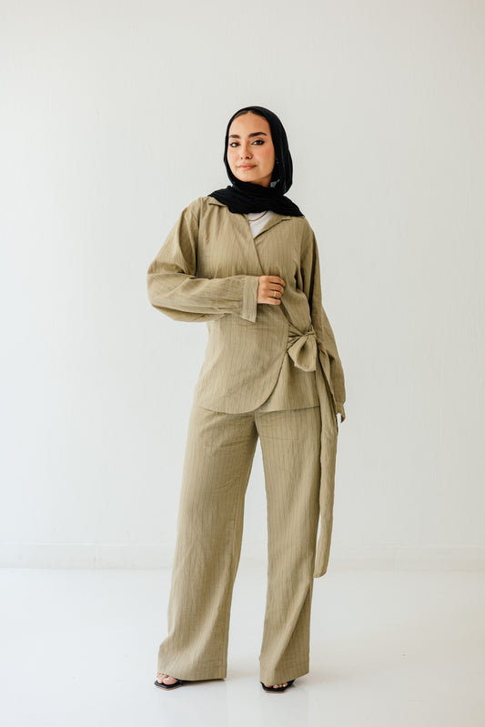 Coastline Set in Khaki