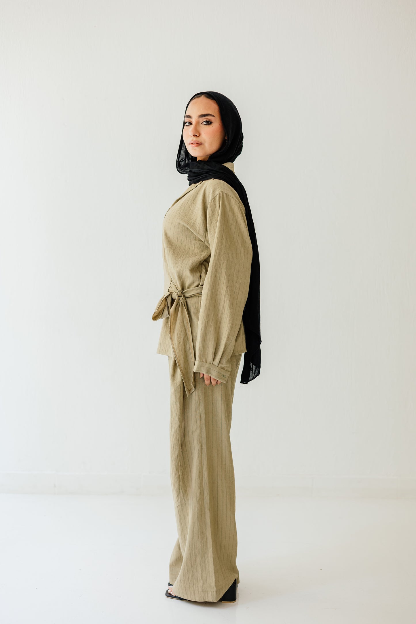 Coastline Set in Khaki