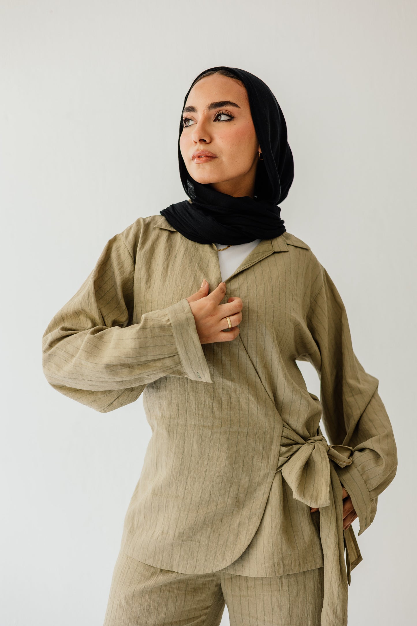 Coastline Set in Khaki