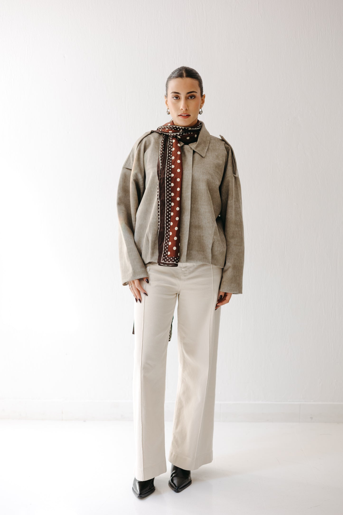 The Nord Suede Jacket in Moss green