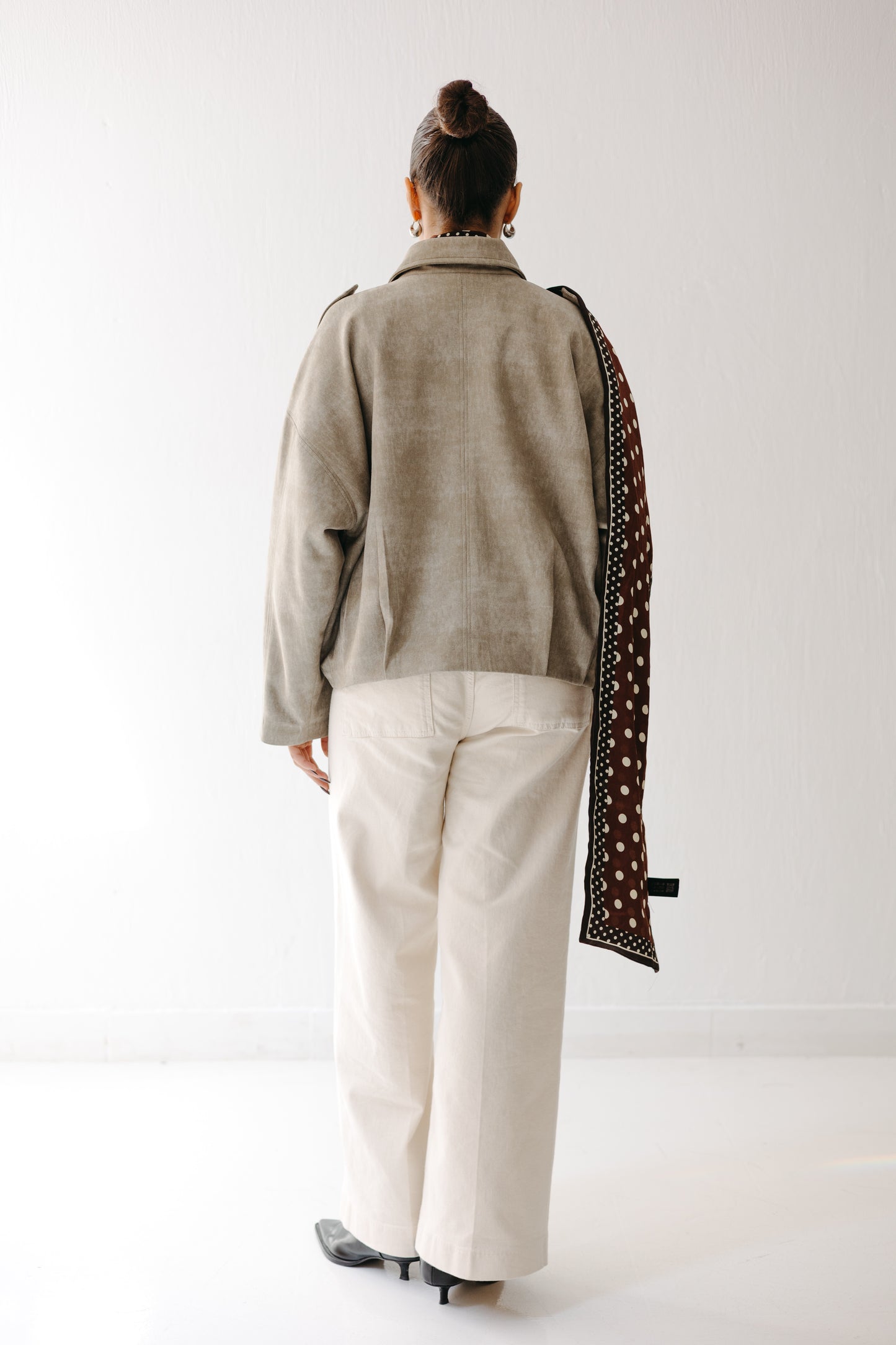 The Nord Suede Jacket in Moss green