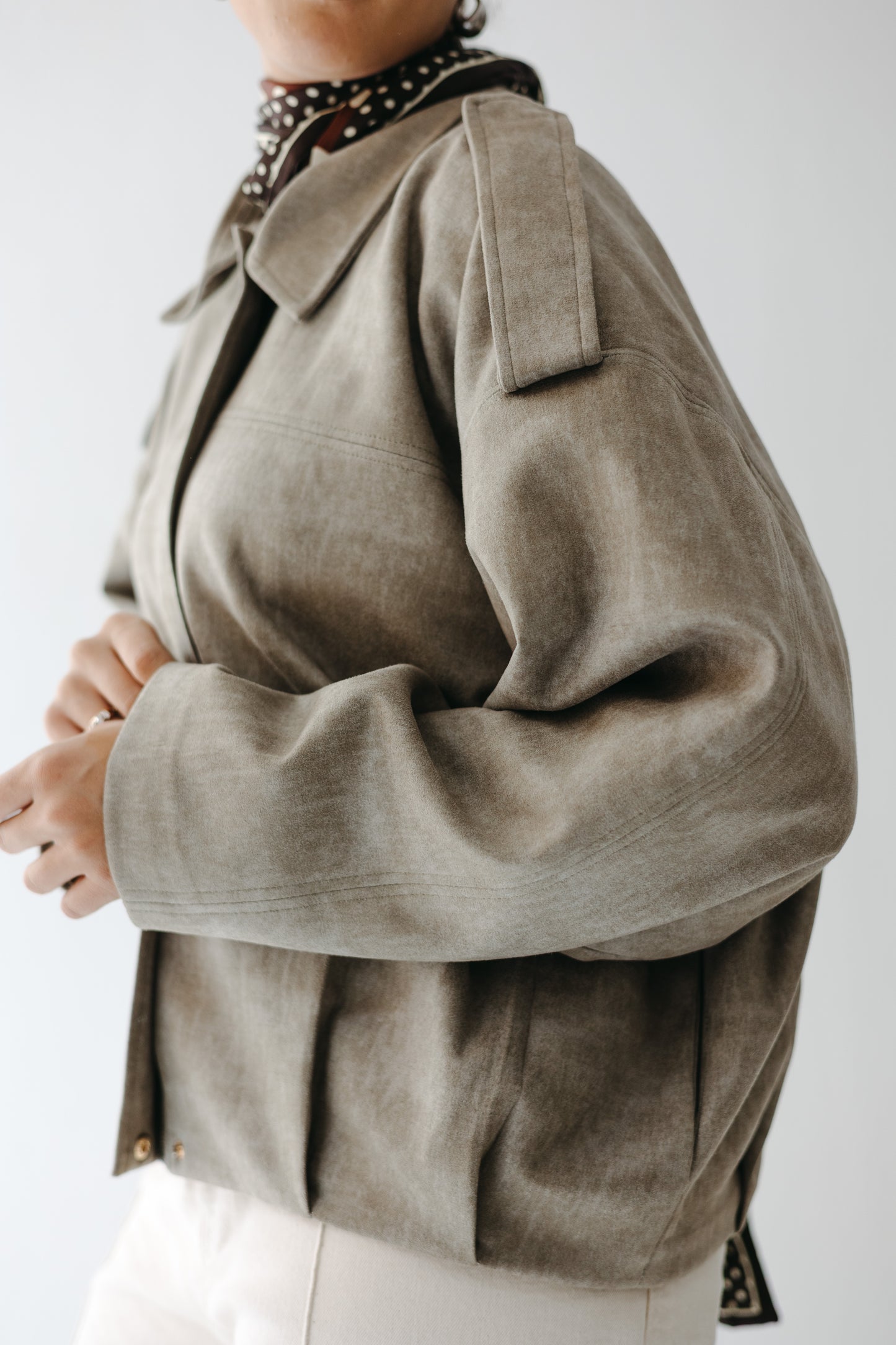 The Nord Suede Jacket in Moss green