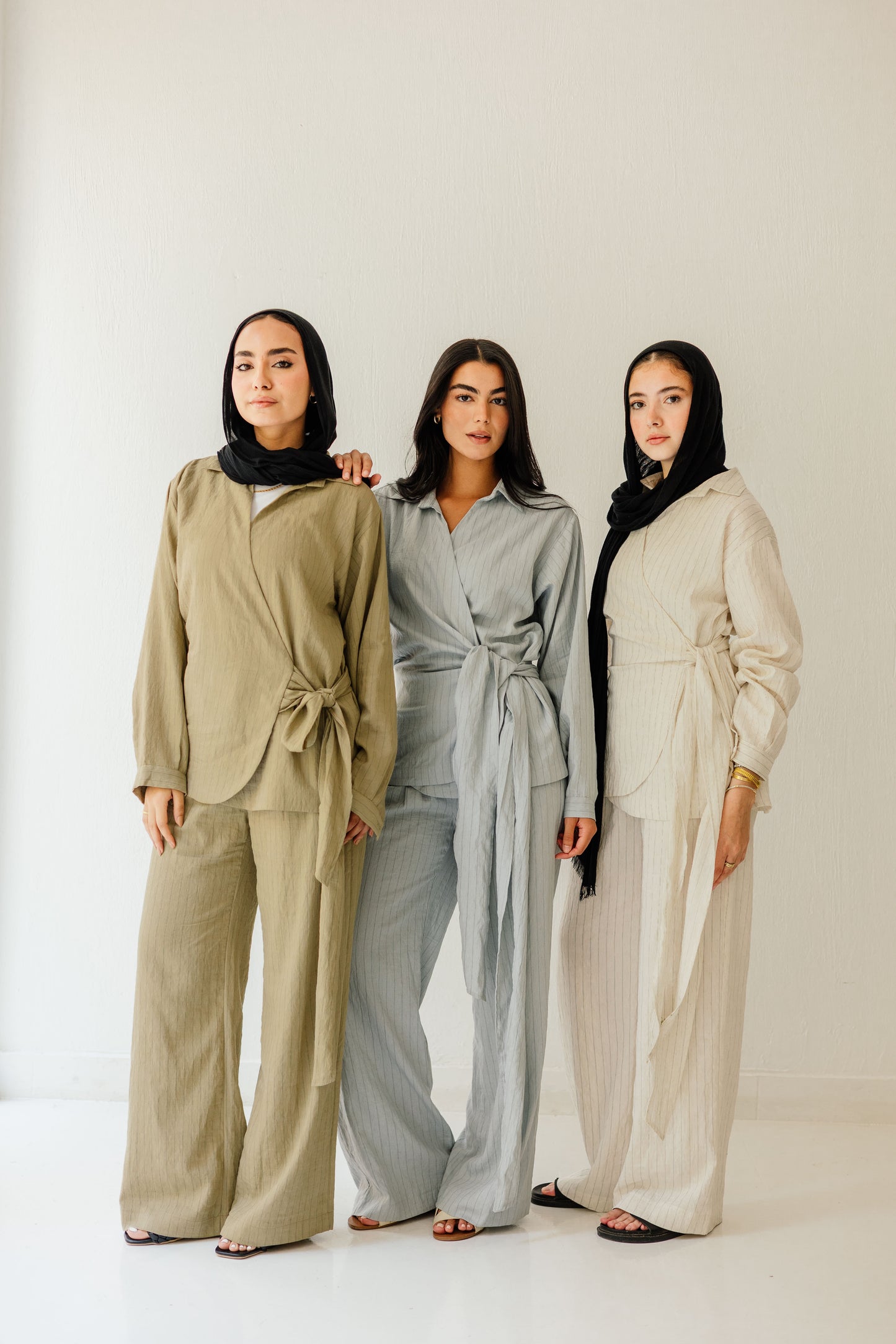 Coastline Set in Khaki